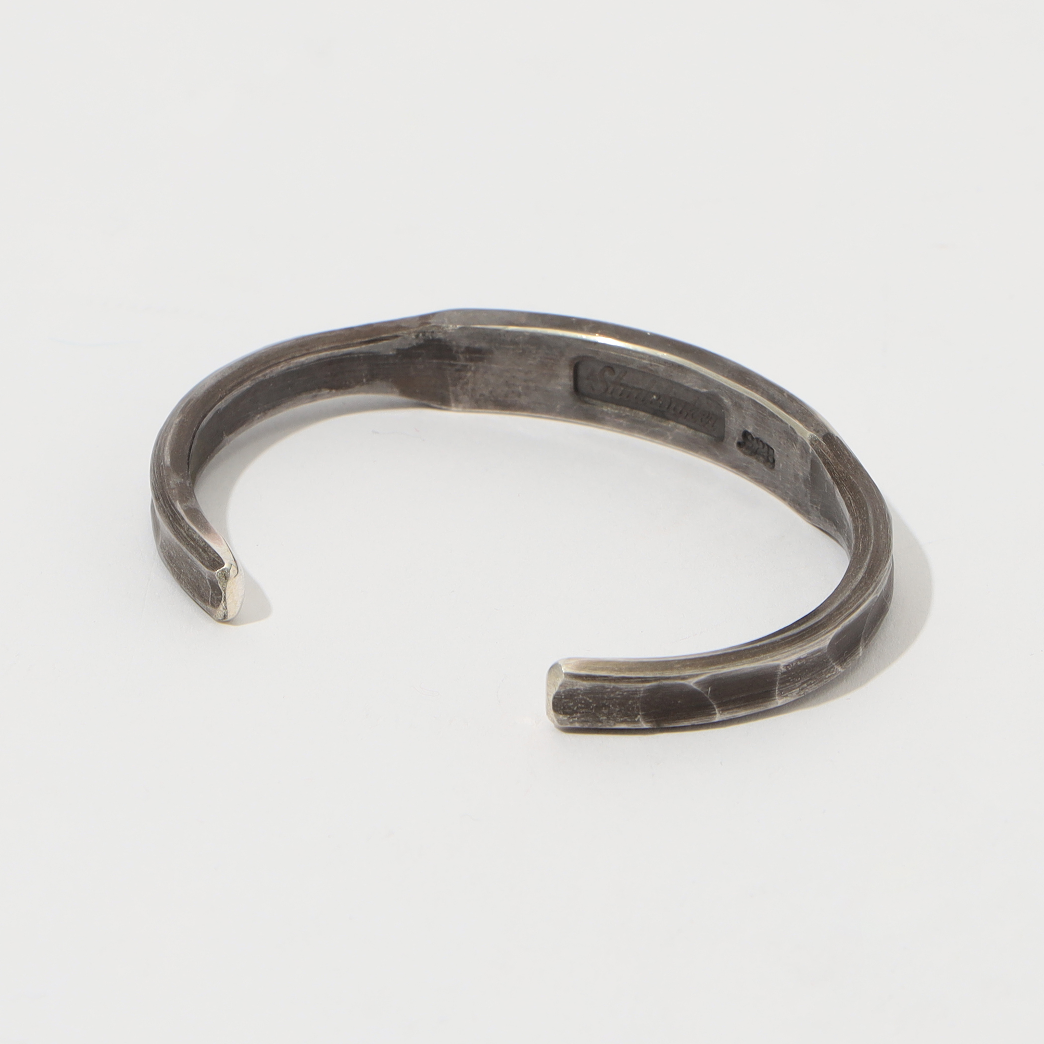 STUDEBAKER METALS ID CUFF シルバーバングル｜トゥモローランド 公式通販