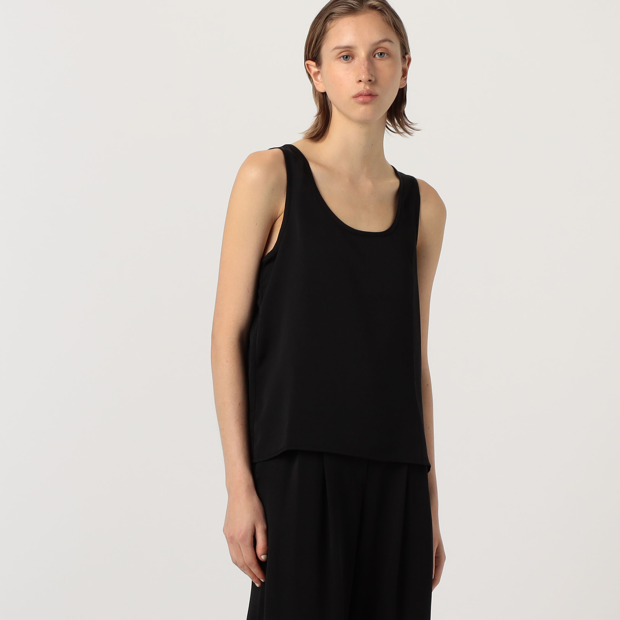 【TOMORROWLAND GOODS】MARTIN MARTIN Top Marcel  Uネックタンクトップ MARTIN MARTIN Top Marcel Uネックタンクトップ