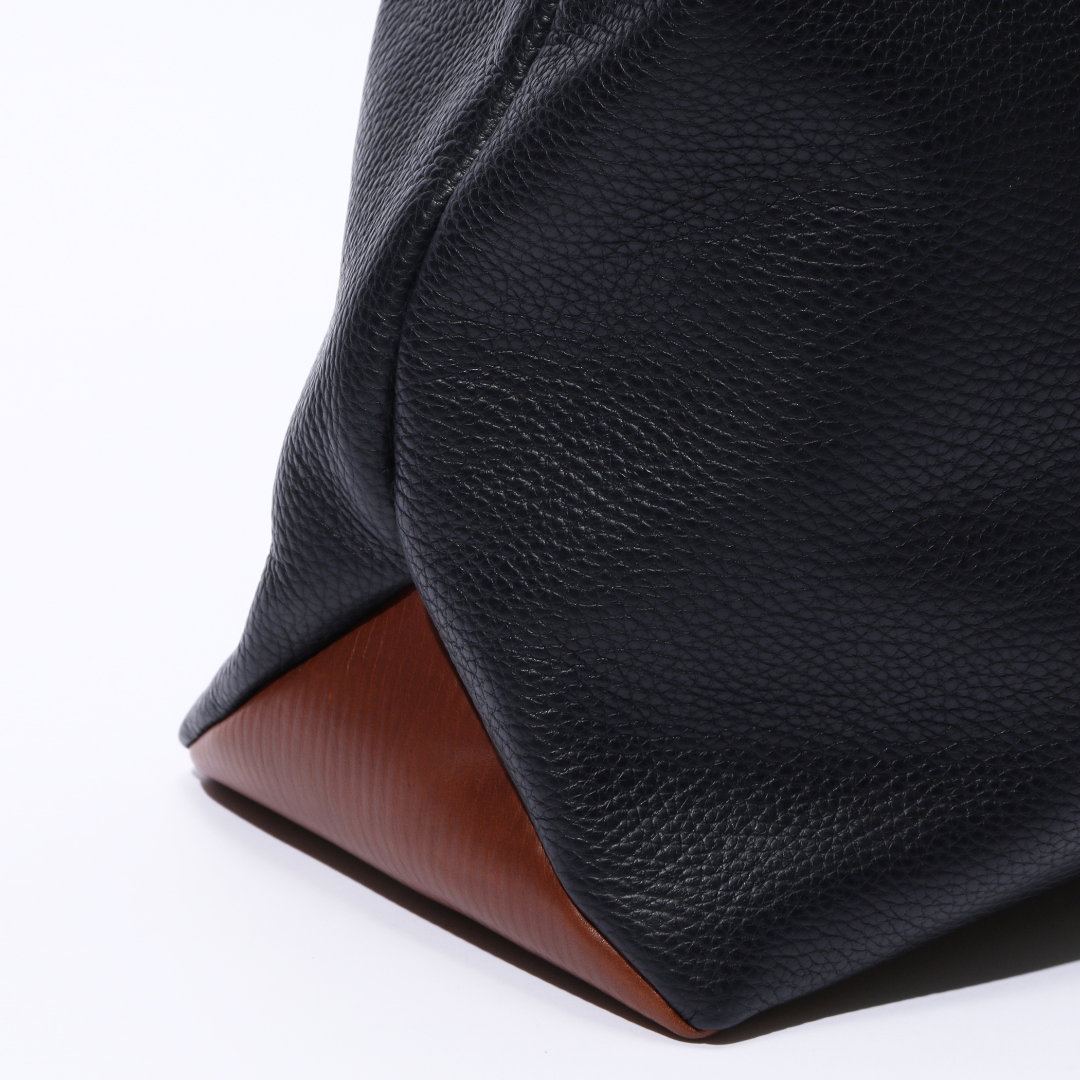 ✅希少❗️ダニエル＆ボブ×トゥモローランド　本革レザーペンケース WEB限定・別注】Daniel＆Bob×TOMORROWLAND BAIN ALCE レザーバッグ