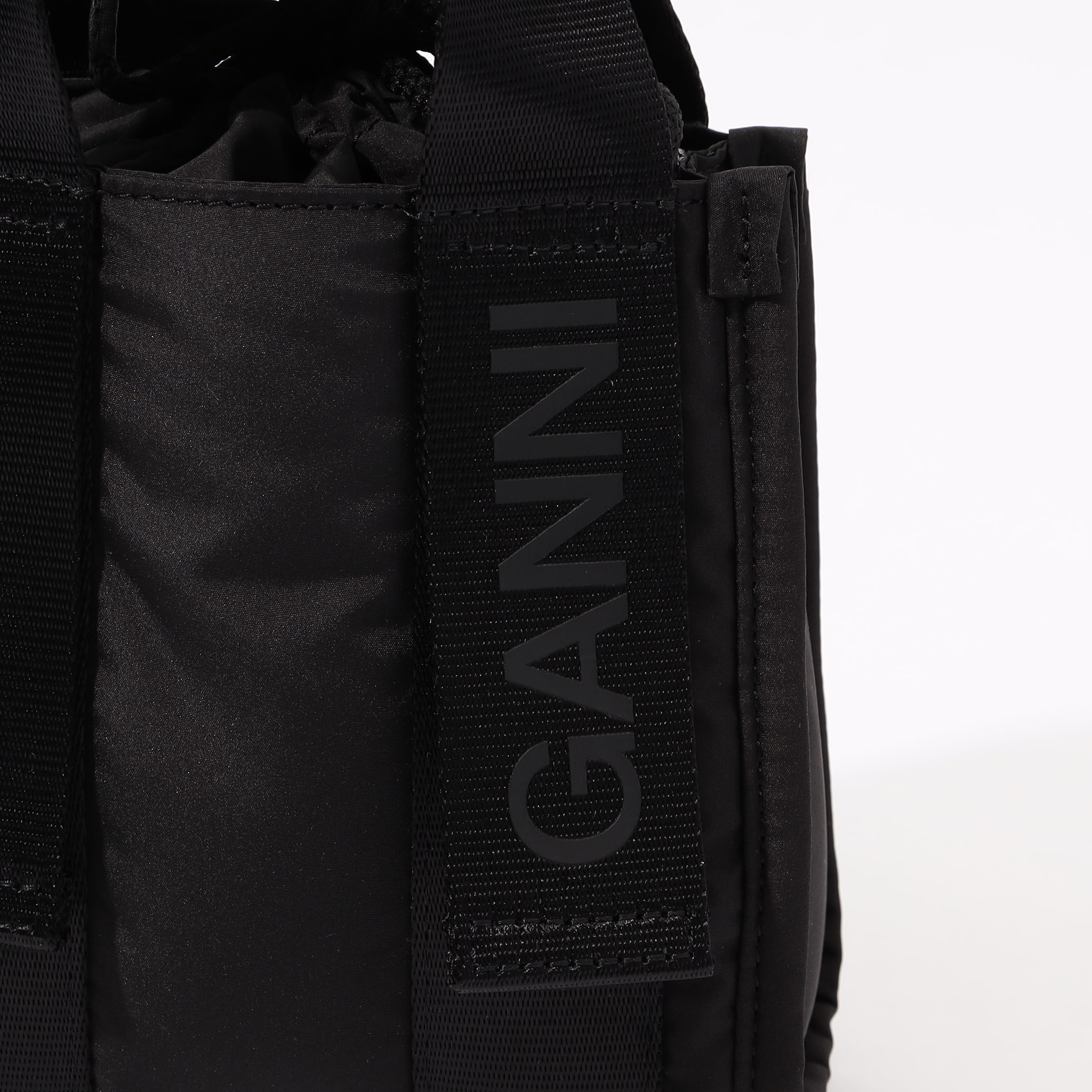 新品即決 未使用GANNI トゥモローランド取扱 ガニーバッグ