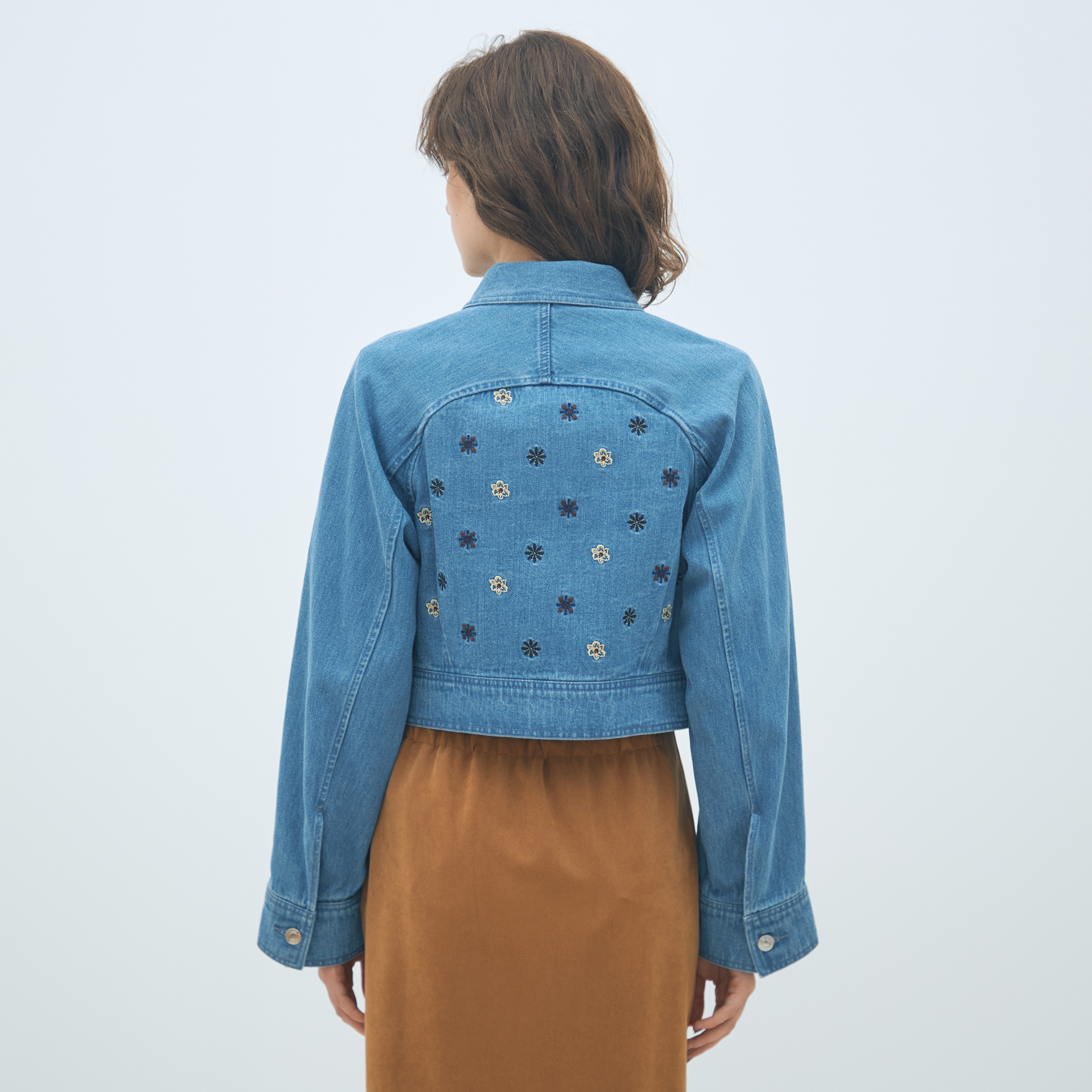 ボタニカルエンブロイダリーデニム ショートジャケット