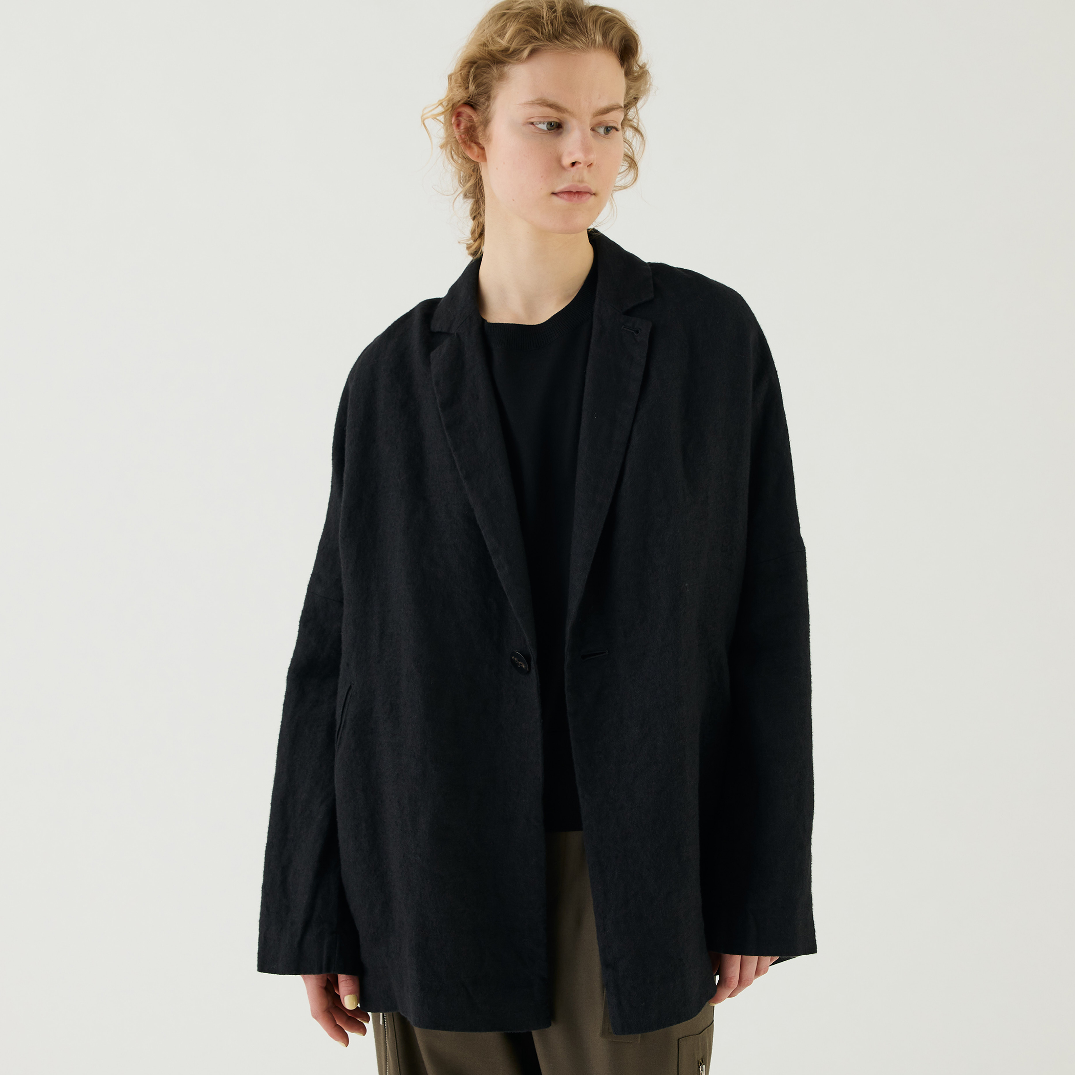 ブラッシュドリネン ワイドジャケット｜トゥモローランド 公式通販