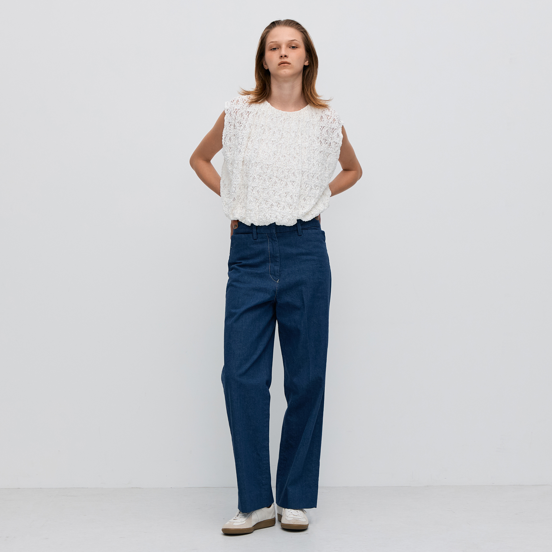 ストレッチレース ギャザーノースリーブプルオーバー