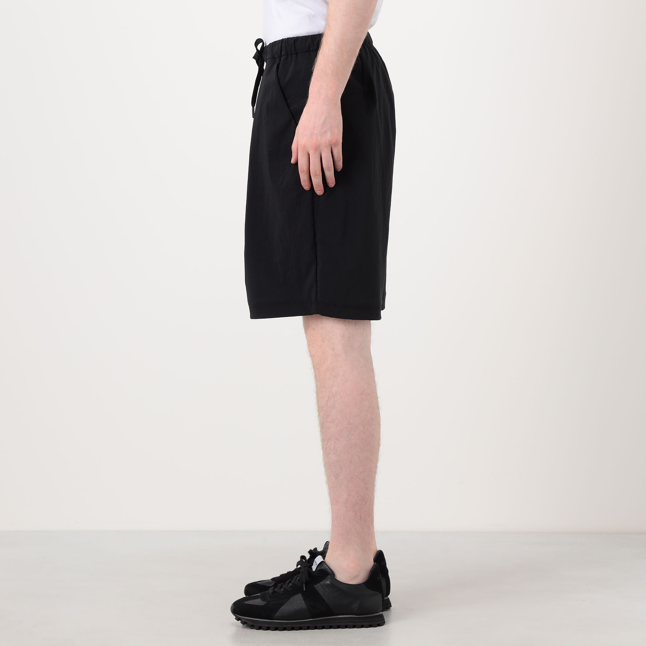 TEATORA WALLET SHORTS RESORT DR｜トゥモローランド 公式サイト