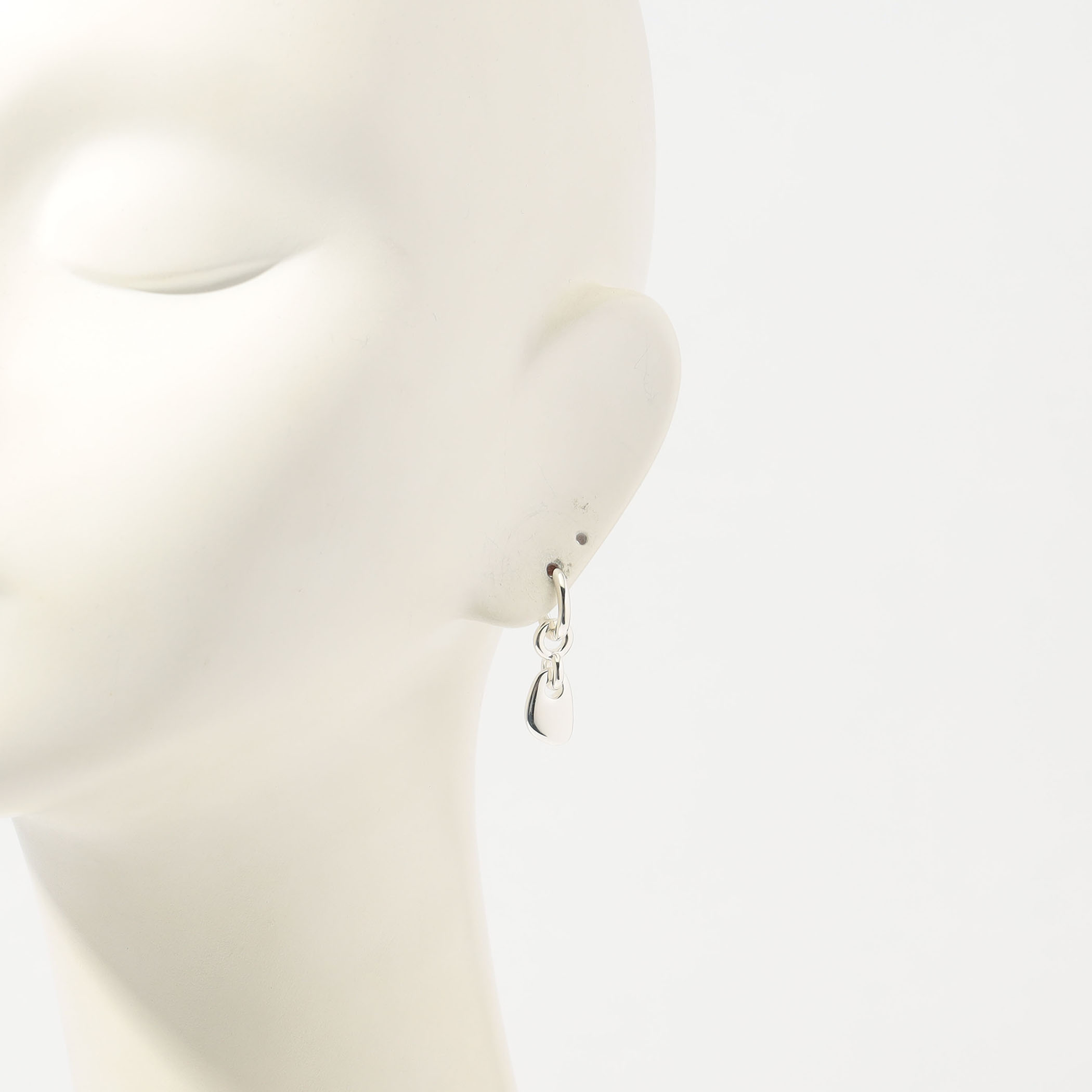 Otiumberg. Pebble Hoop ピアス｜トゥモローランド 公式サイト