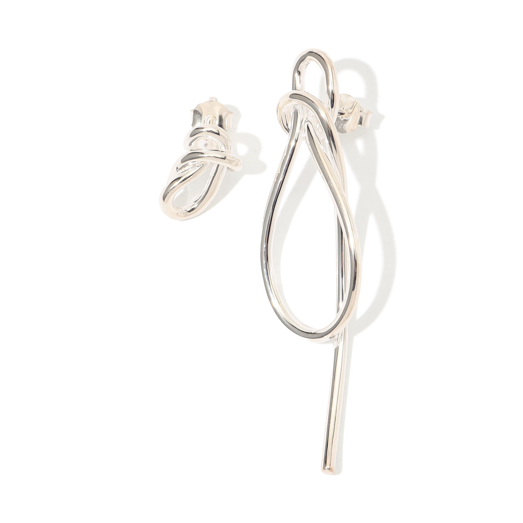 Completedworks Thread ピアス