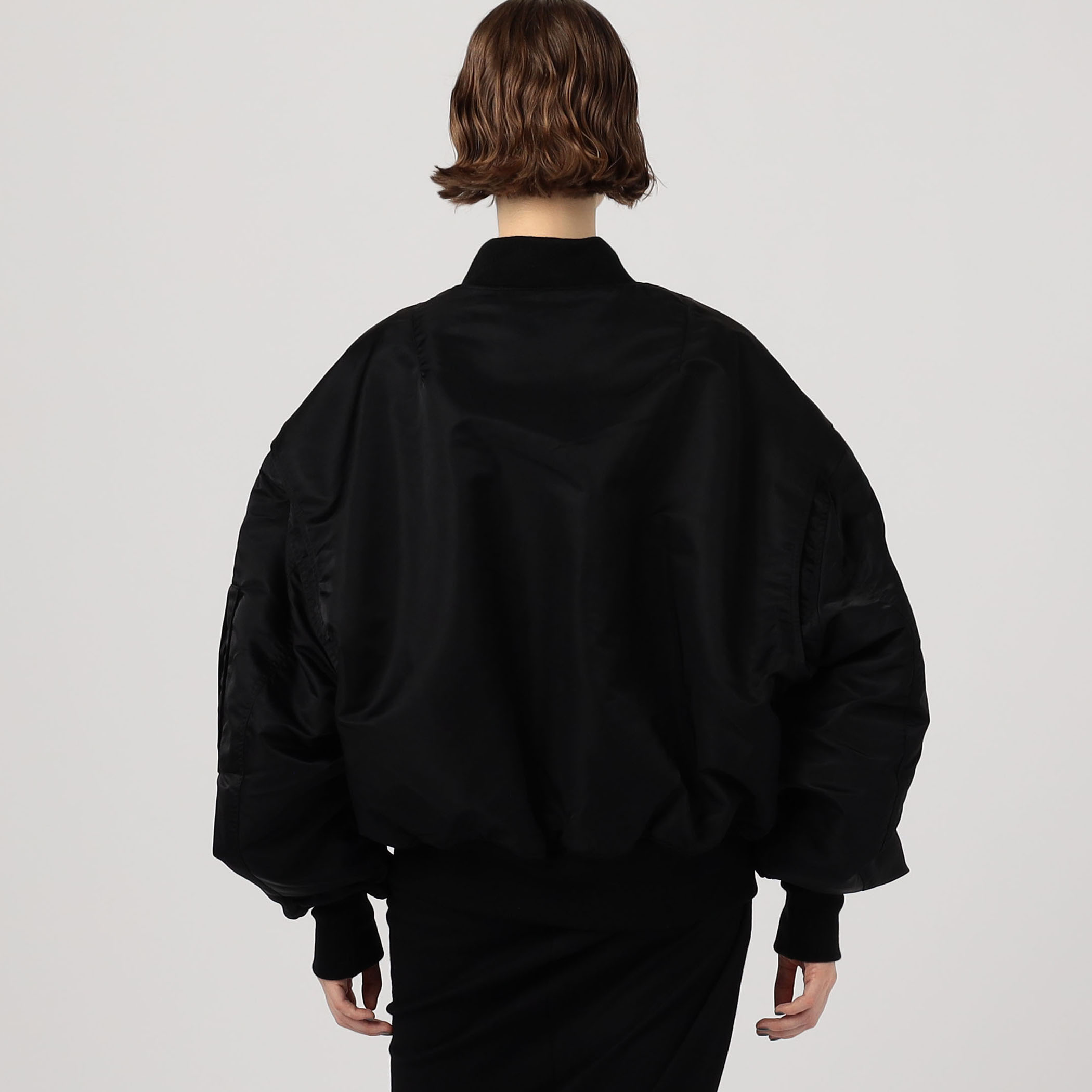 □entire studios BROAD ボンバージャケット｜トゥモローランド 公式通販