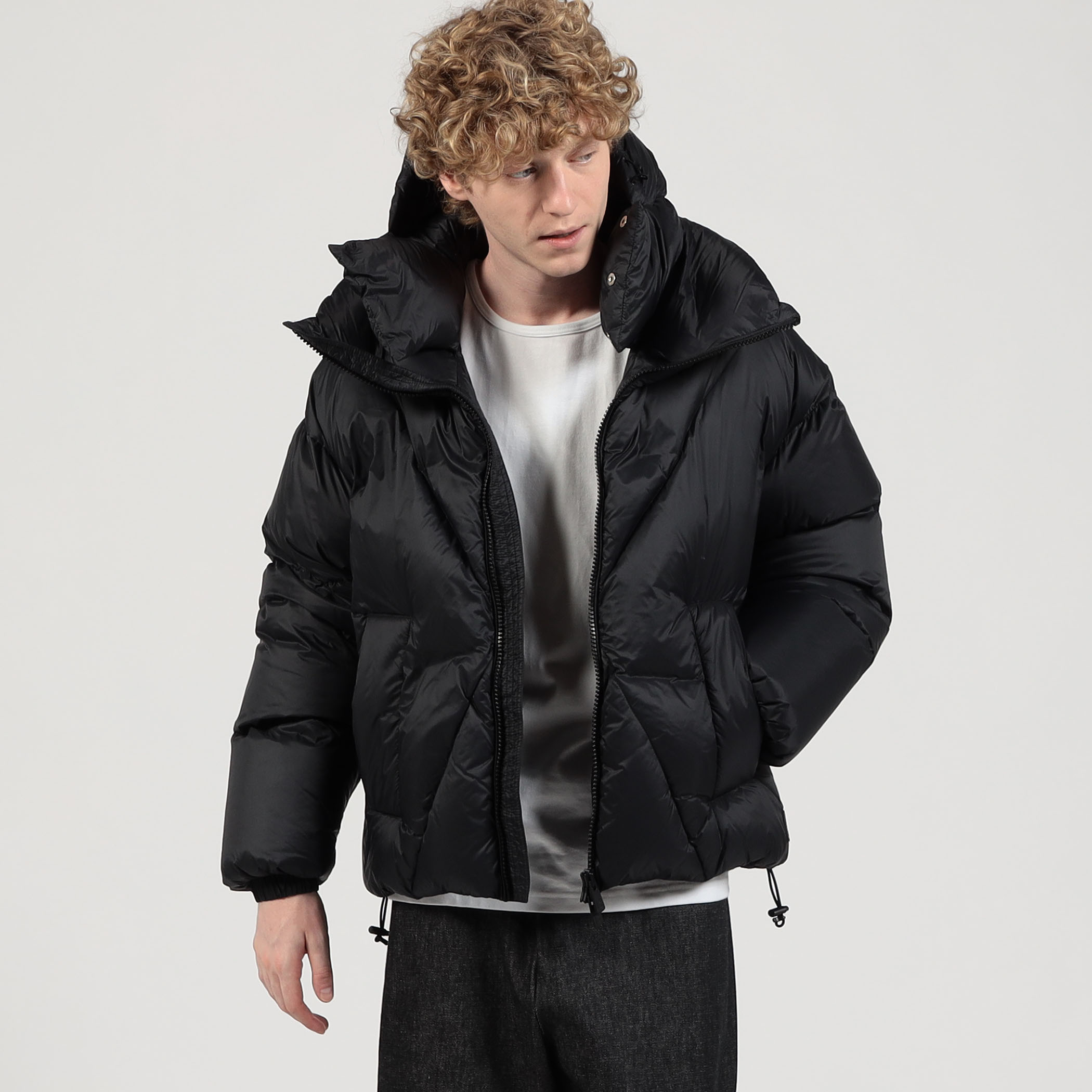 【BACON】DOUBLE B SUPERWALT ダウン ジャケット フード付き BACON】DOUBLE B SUPERWALT ダウン ジャケット フード付き