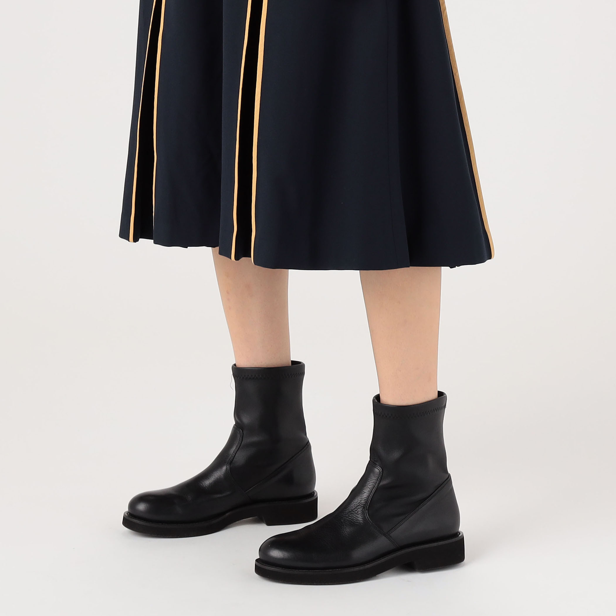 BODICE Vネックドレス｜トゥモローランド 公式通販