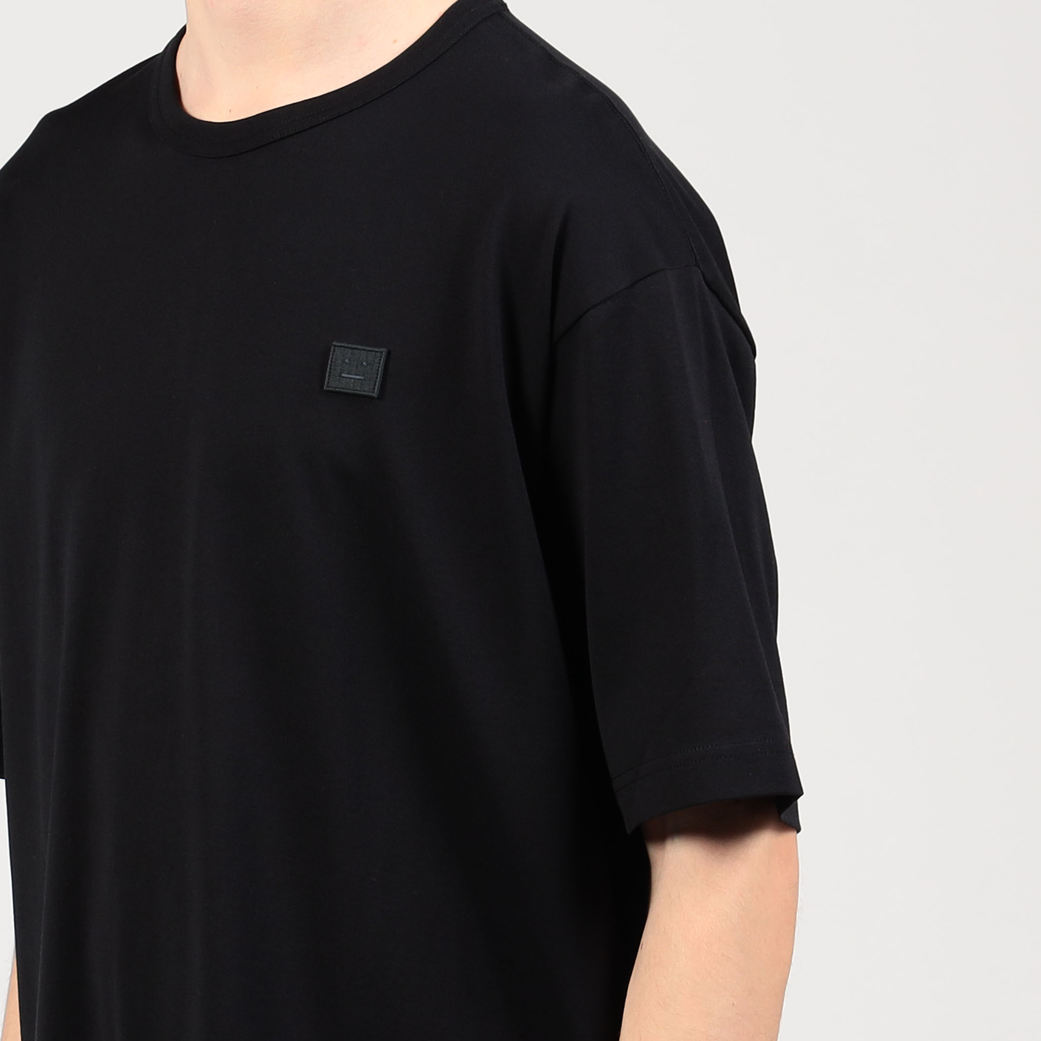 Acne Studios Tシャツ face 黒