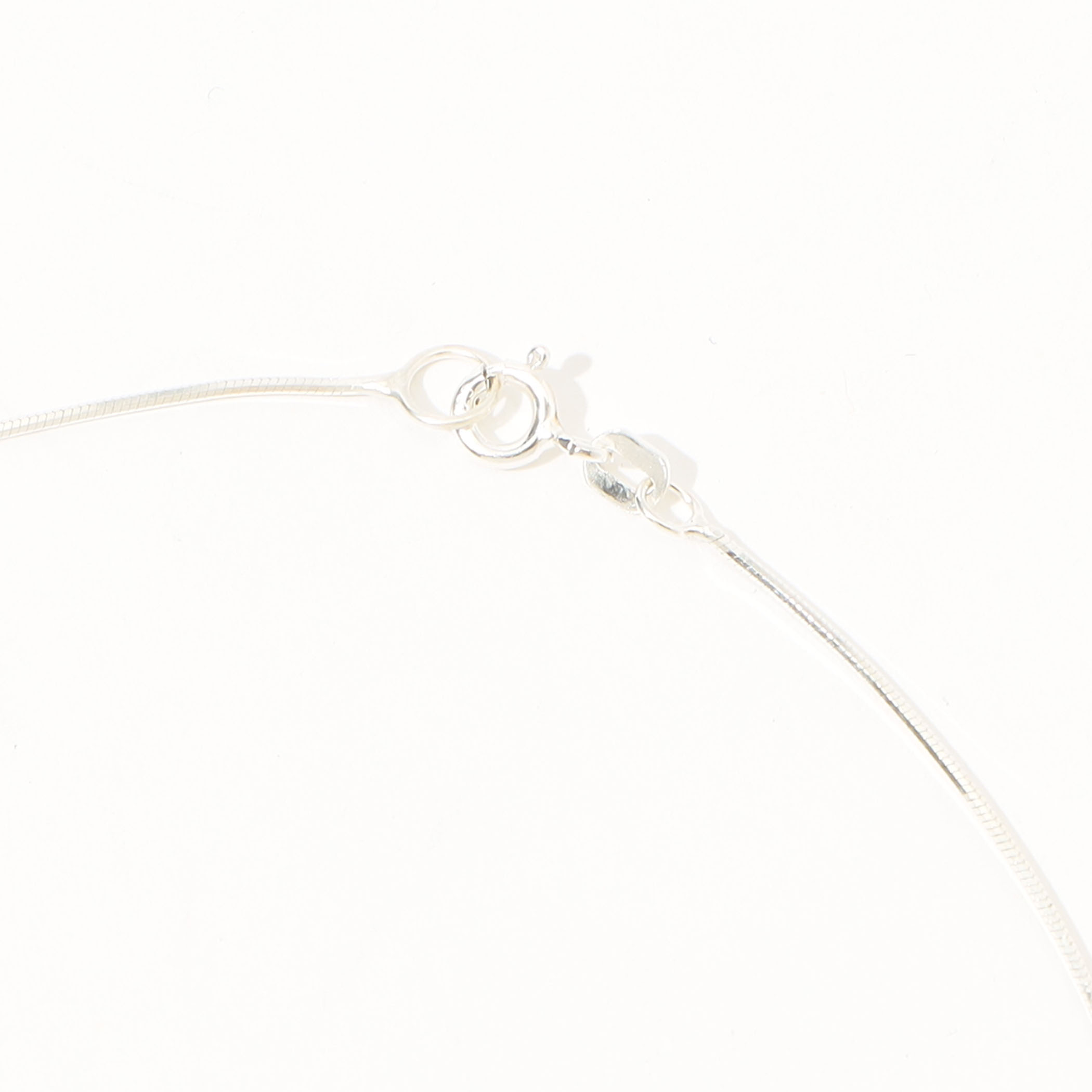 LE CHIC RADICAL Heart ペンダントネックレス｜トゥモローランド