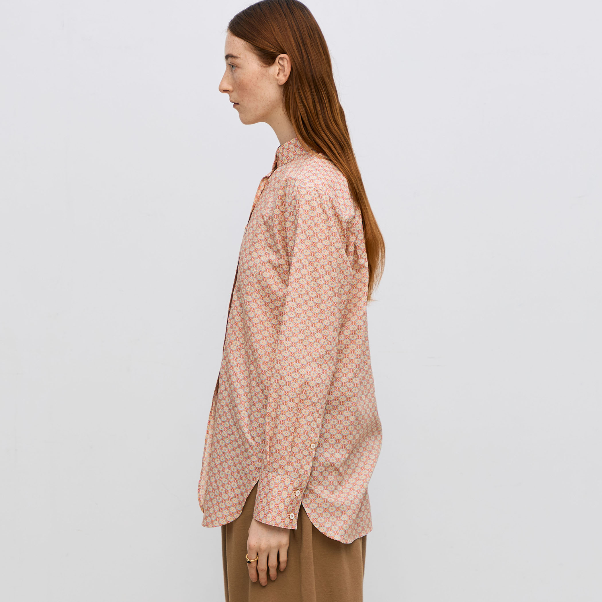 コットンリバティプリント スプリングブラウス｜トゥモローランド 公式通販