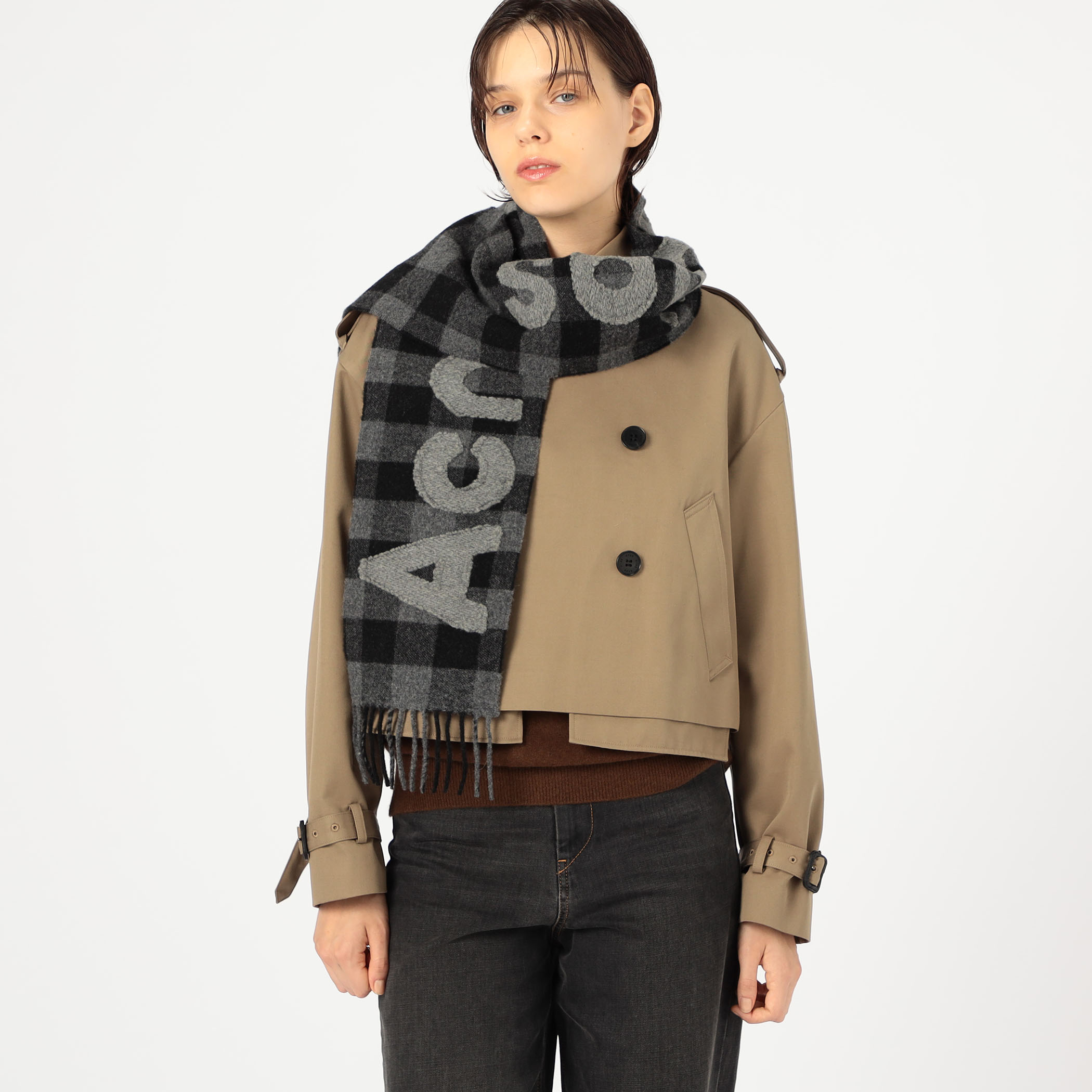 Acne Studios チェックロゴストール｜トゥモローランド 公式サイト