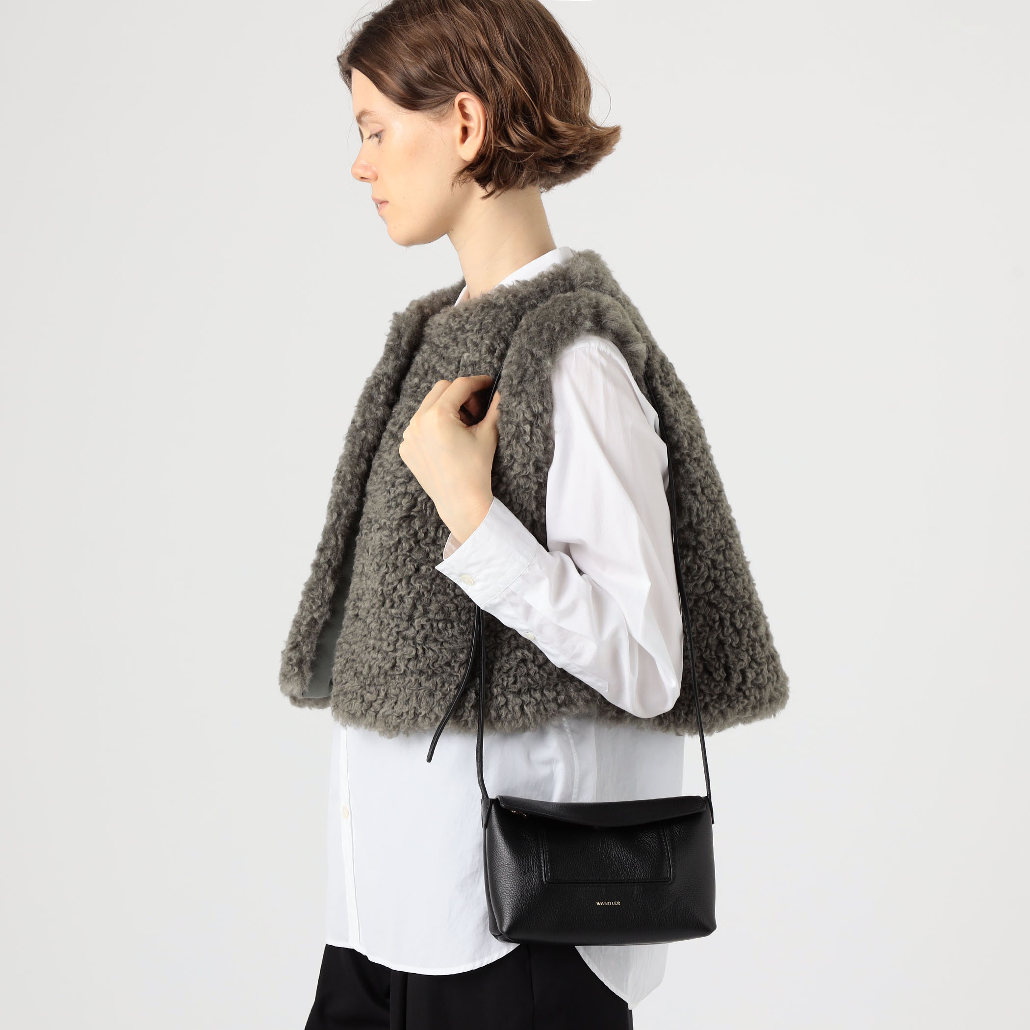 WANDLER PENELOPE SLOUCH MINI ショルダーバッグ｜トゥモローランド 