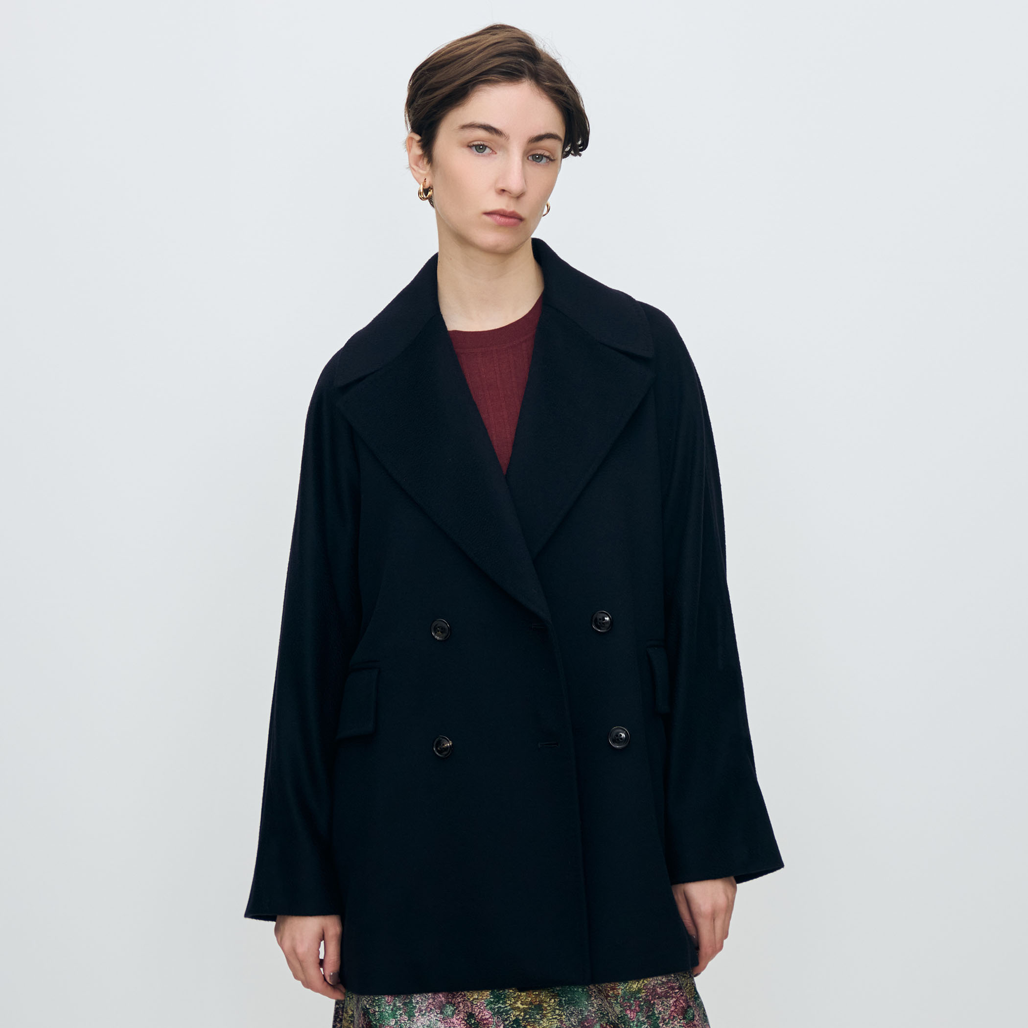 ウェービーカシミヤ ラグランショートコート｜トゥモローランド 公式通販