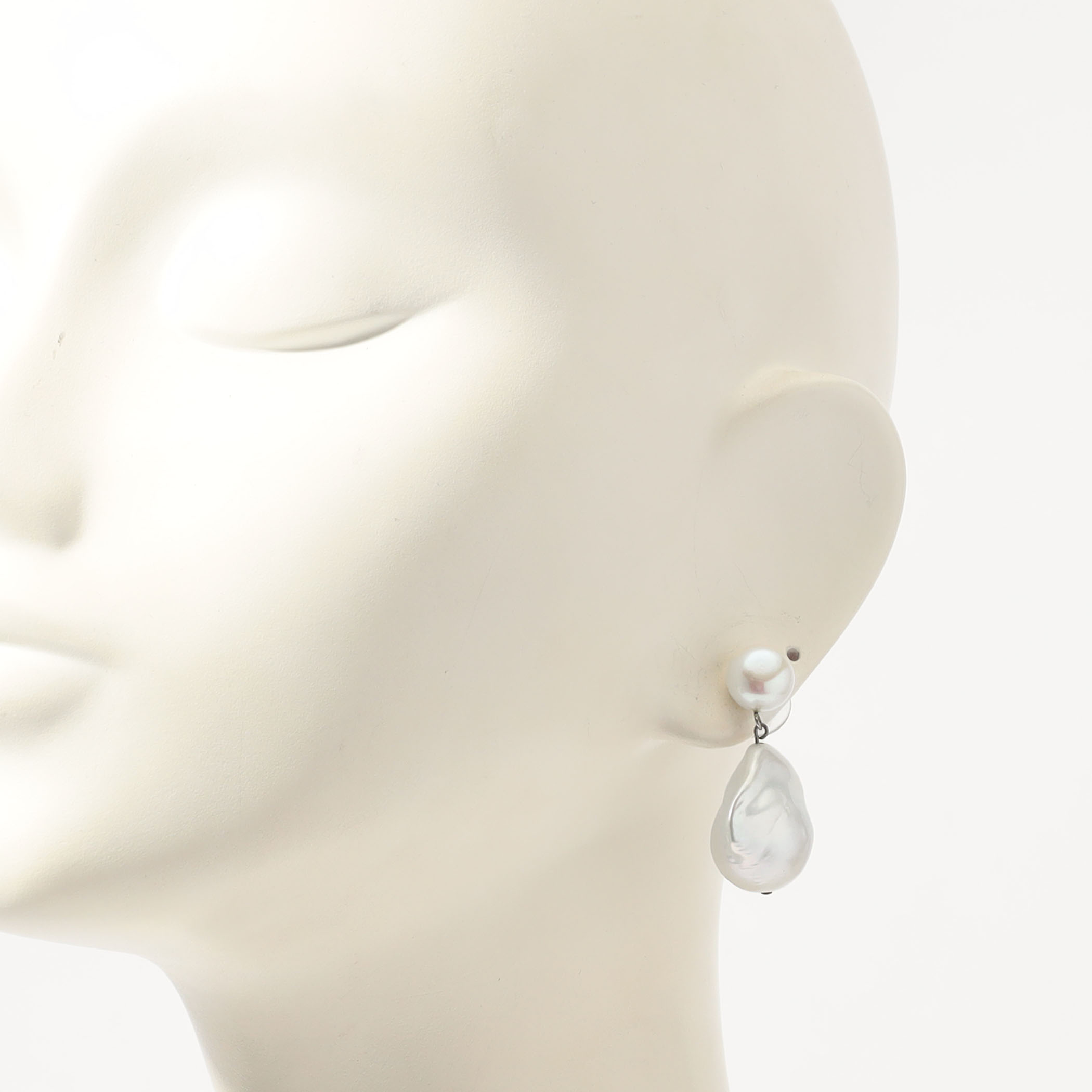 SOPHIE BUHAI Essential Pearl ピアス｜トゥモローランド 公式サイト