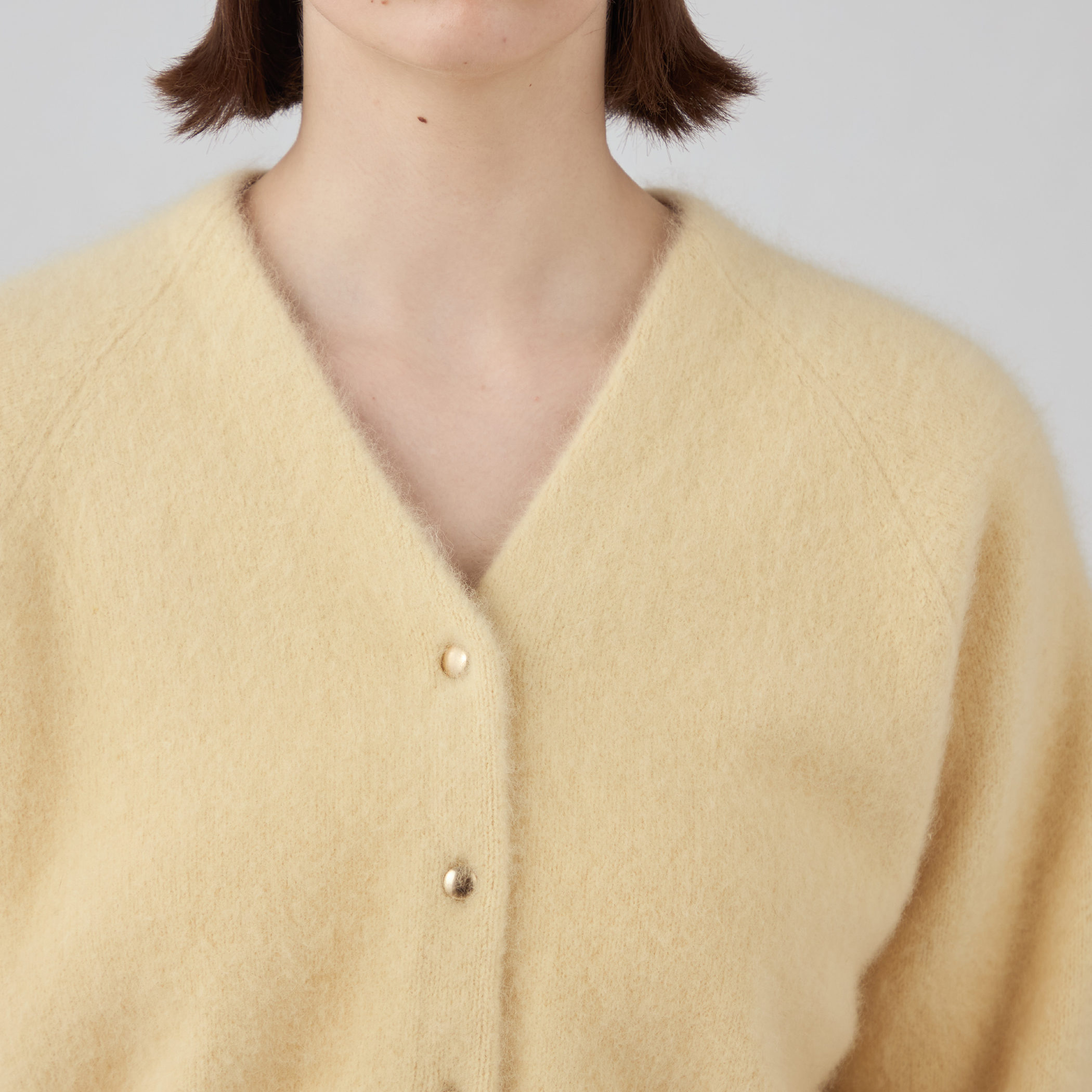 フラッフィーヤーン Vネックカーディガン｜トゥモローランド 公式通販