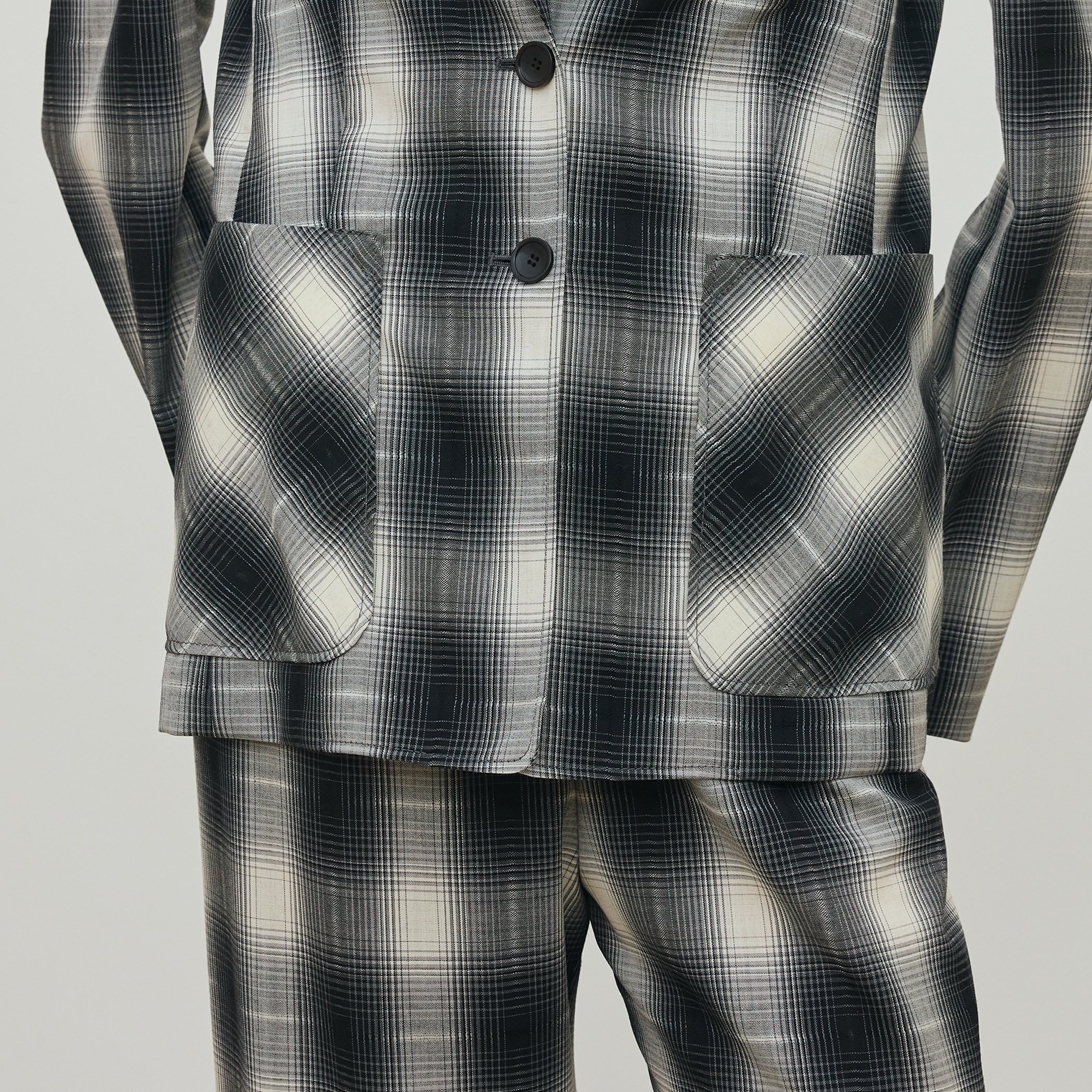 アキハ オンブレーチェック シングルジャケット｜トゥモローランド