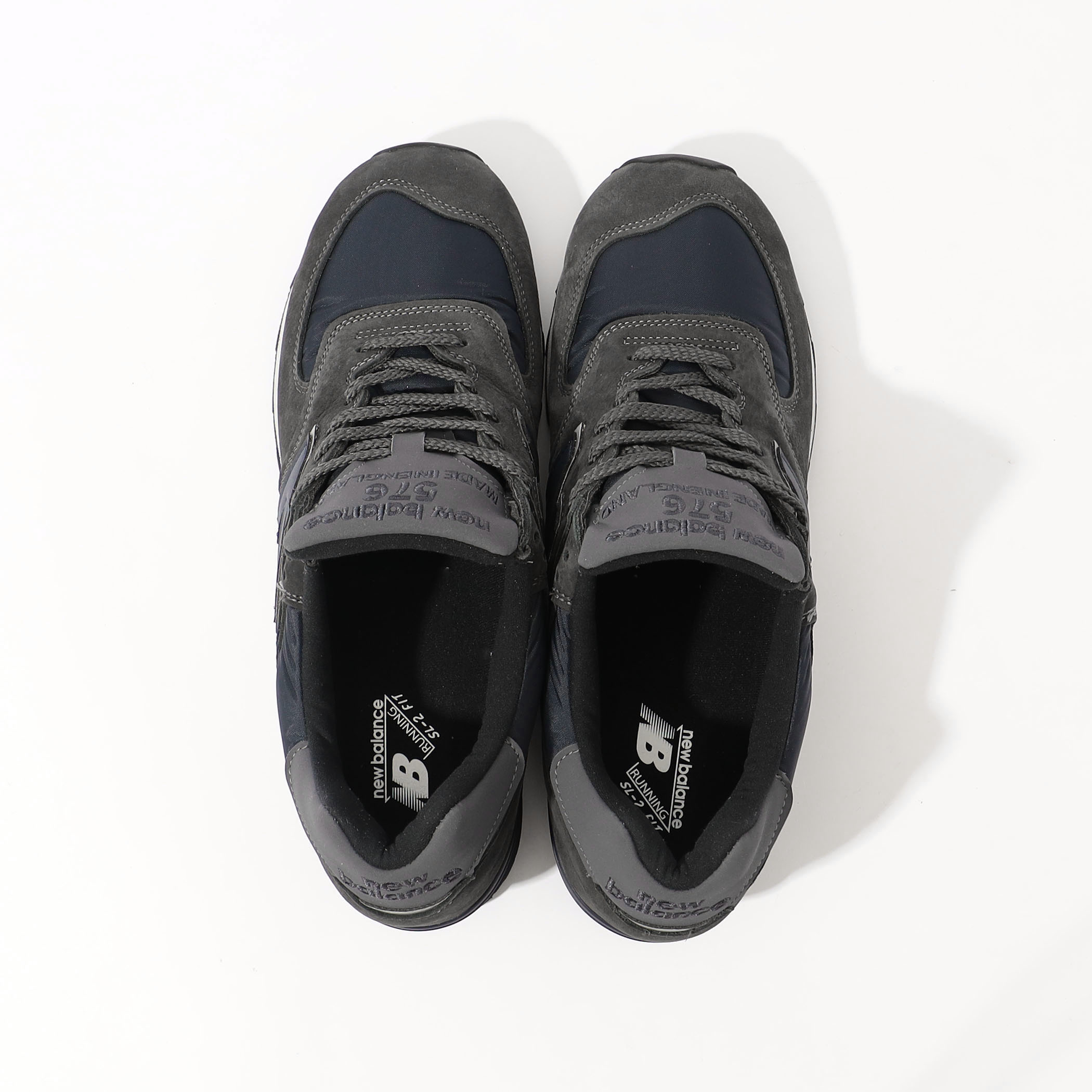 New Balance 576 ブラック/グリーン スニーカー 陶器ろうそく。。 New Balance 576 ブラック/グリーン スニーカー 陶器ろうそく