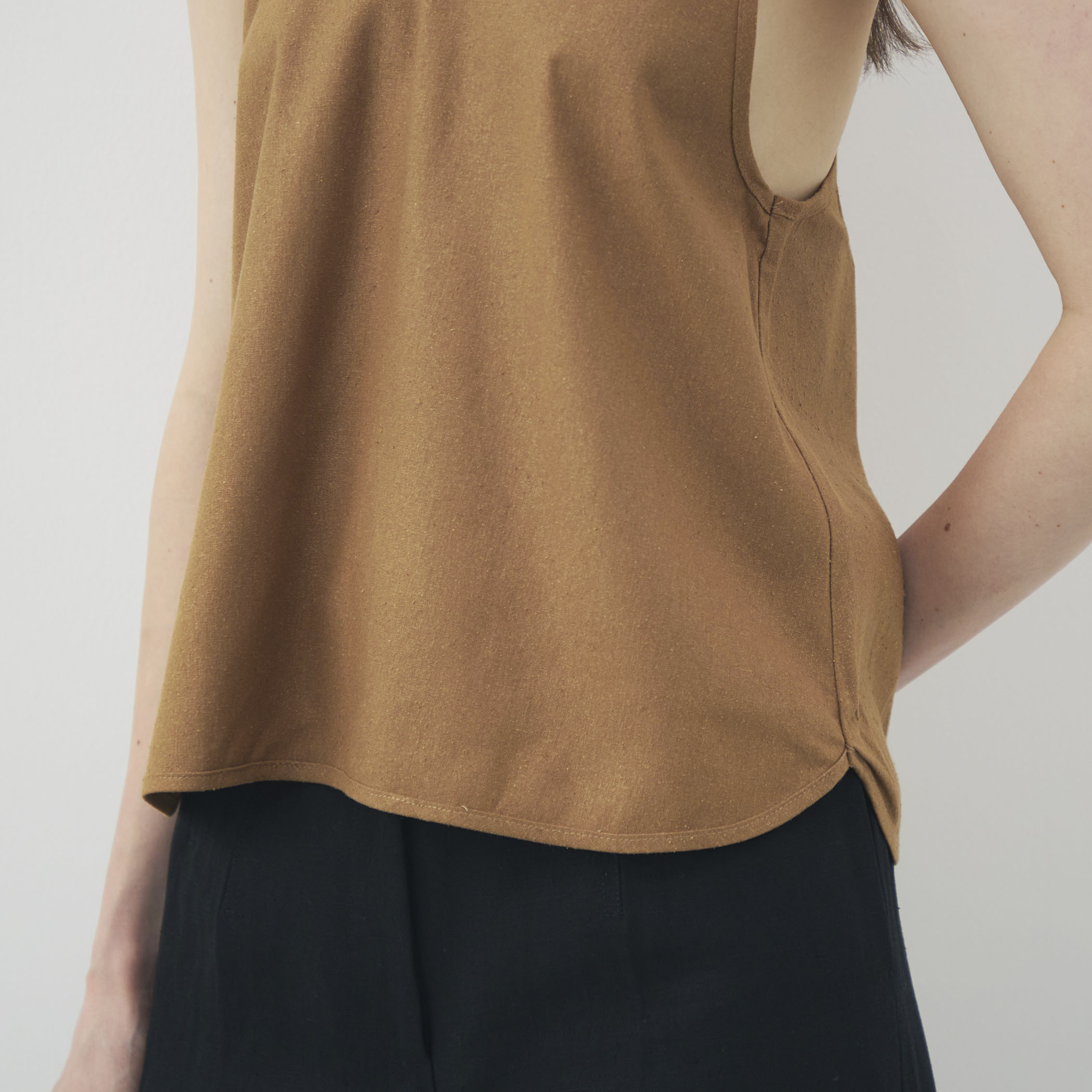 BASERANGE APRON TOP｜トゥモローランド 公式サイト