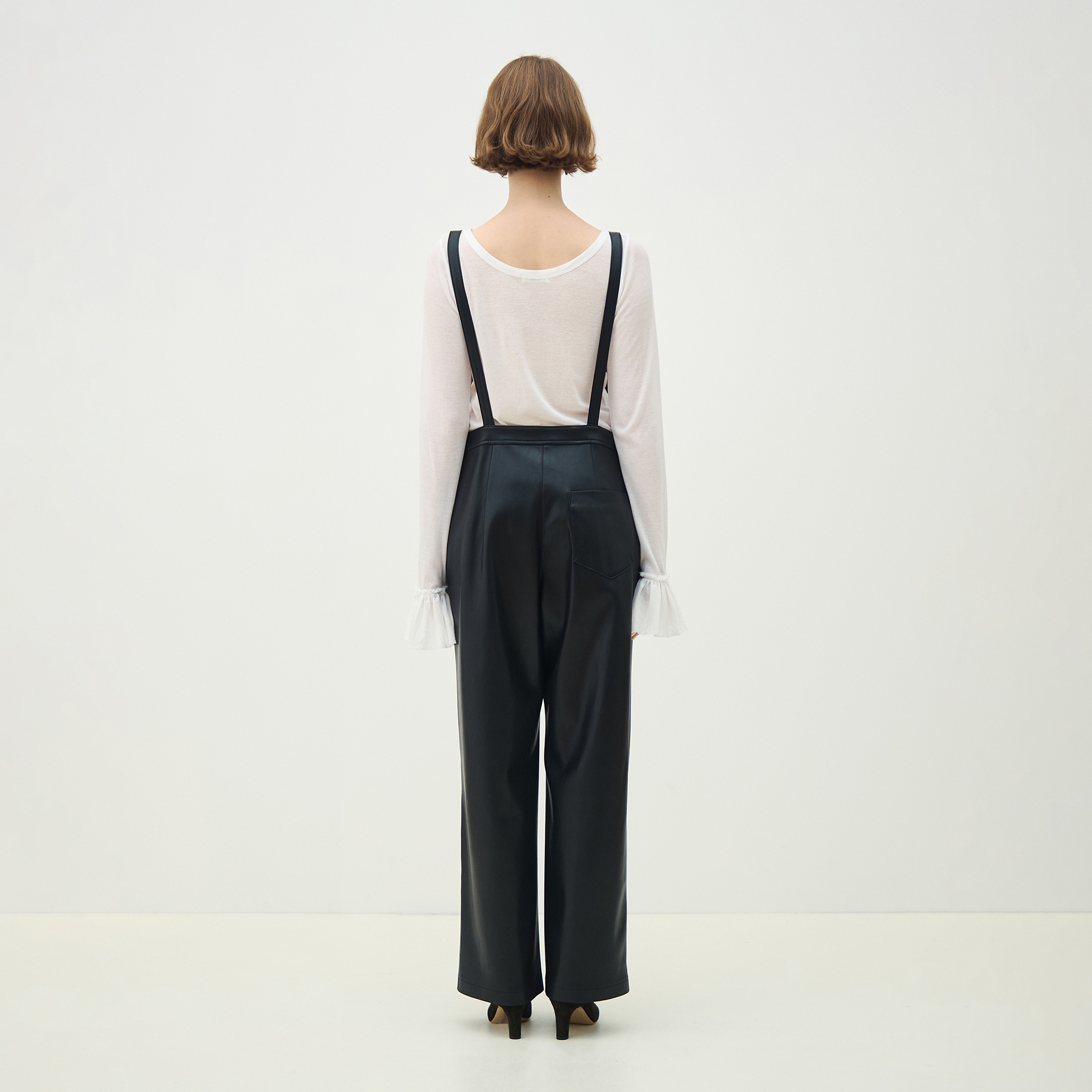 レザーライク サロペット｜トゥモローランド 公式通販