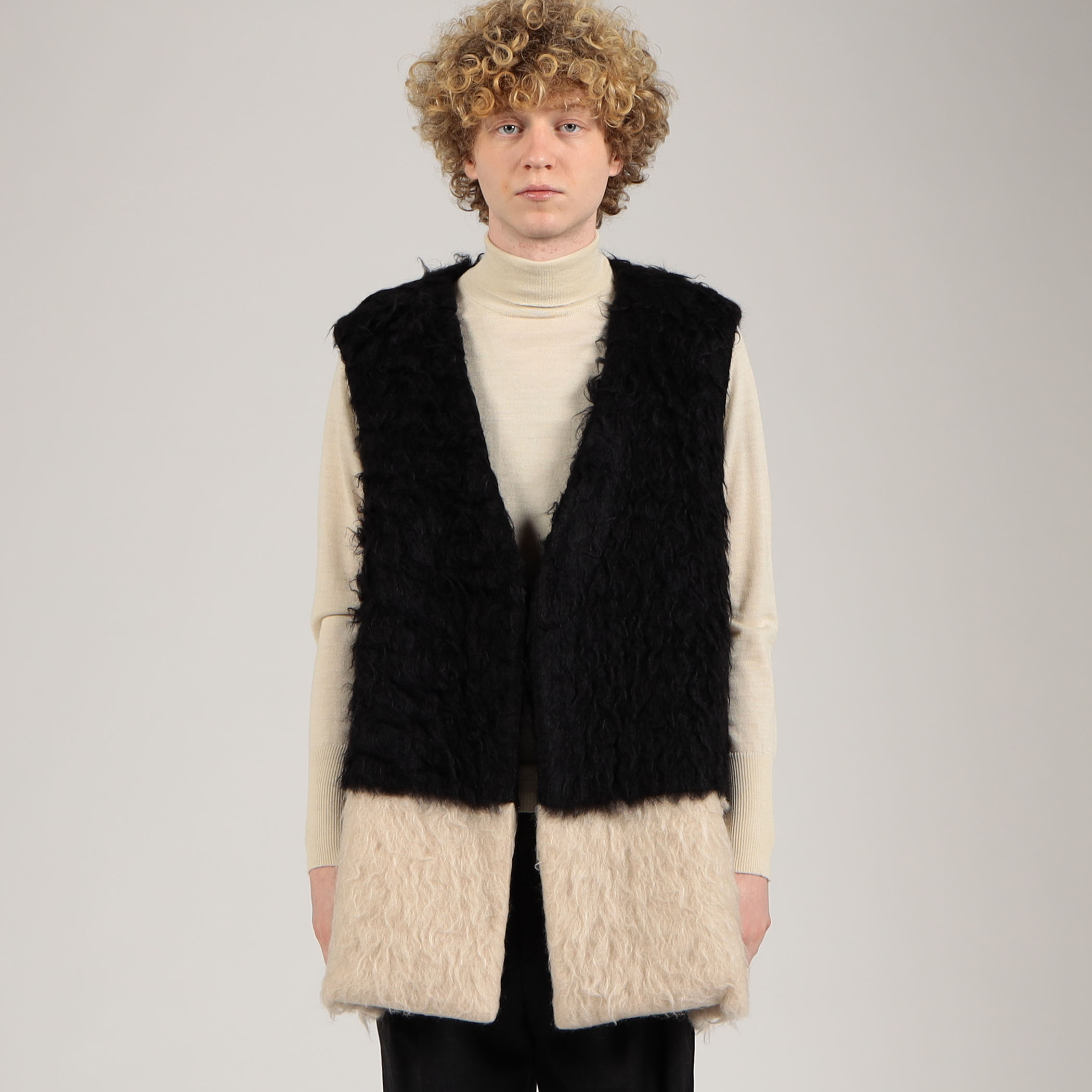 【別注】OUAT×SUPER A MARKET SUPER MOHAIR VEST｜トゥモローランド 公式通販