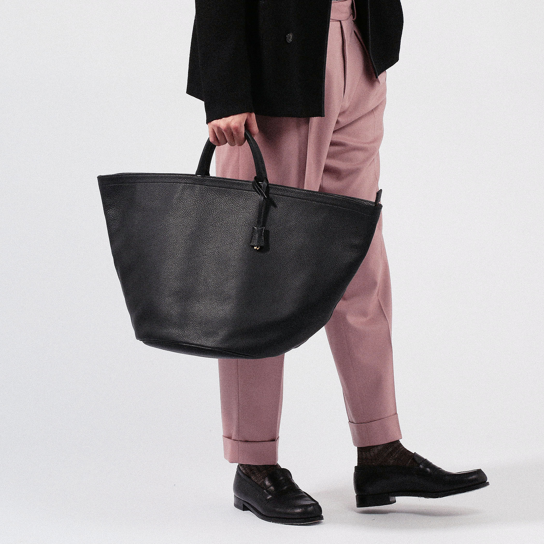 別注】A シュリンクレザートートバッグ｜トゥモローランド 公式通販