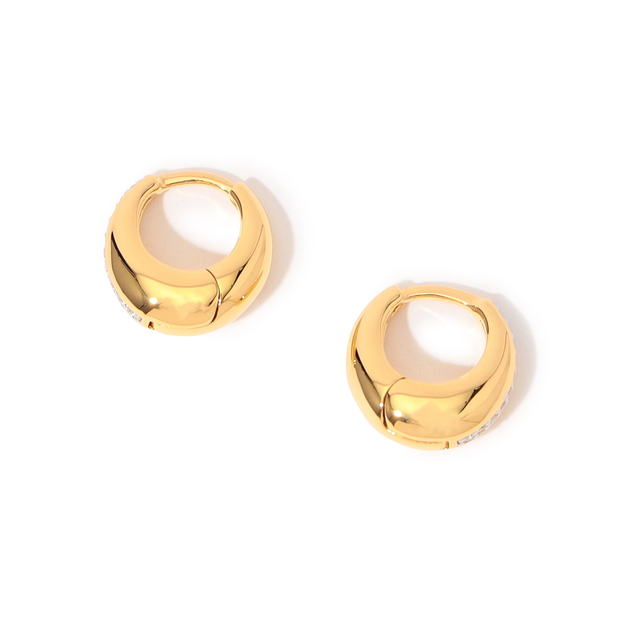 Otiumberg. mini graduated フープピアス
