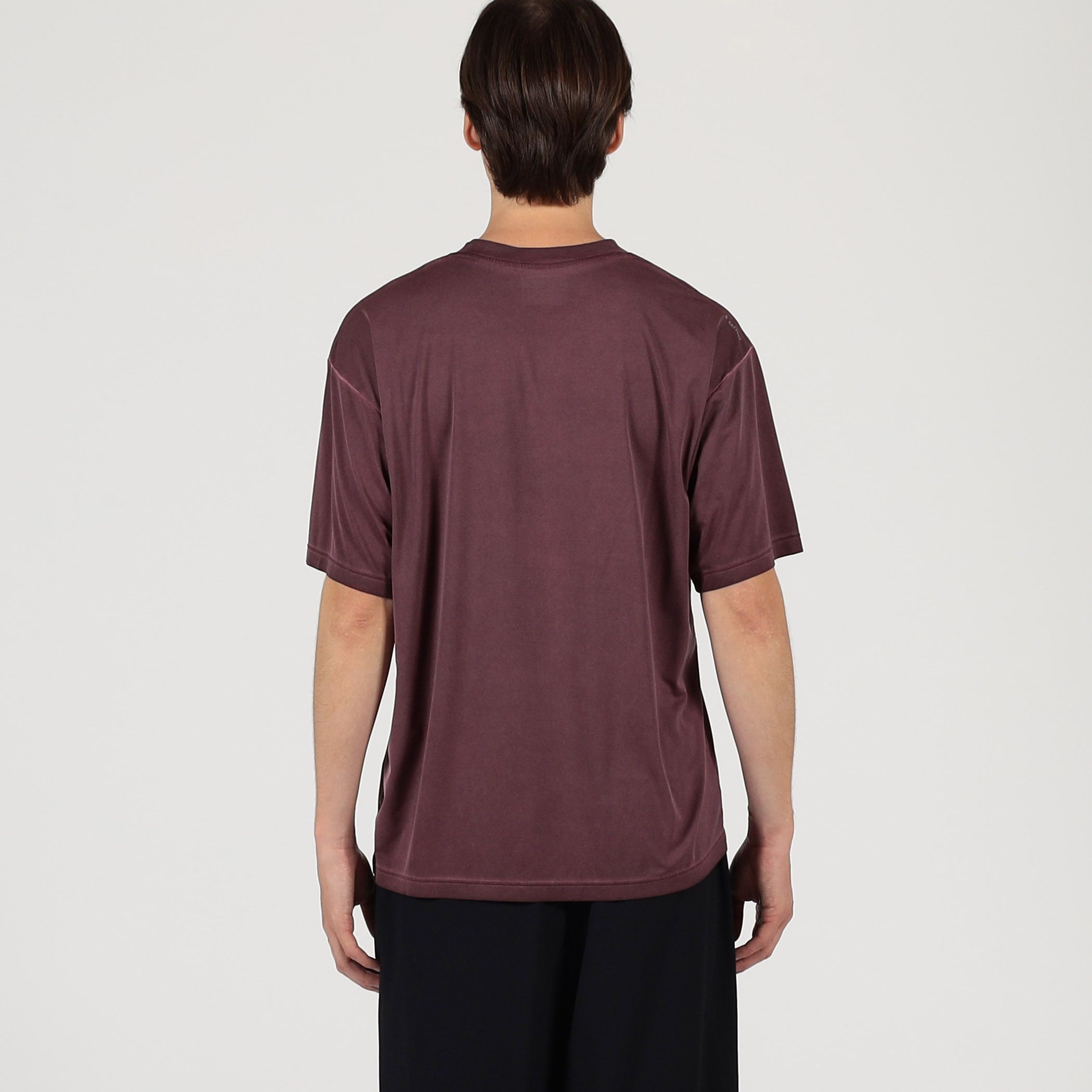 SATISFY AuraLite T-Shirt｜トゥモローランド 公式通販