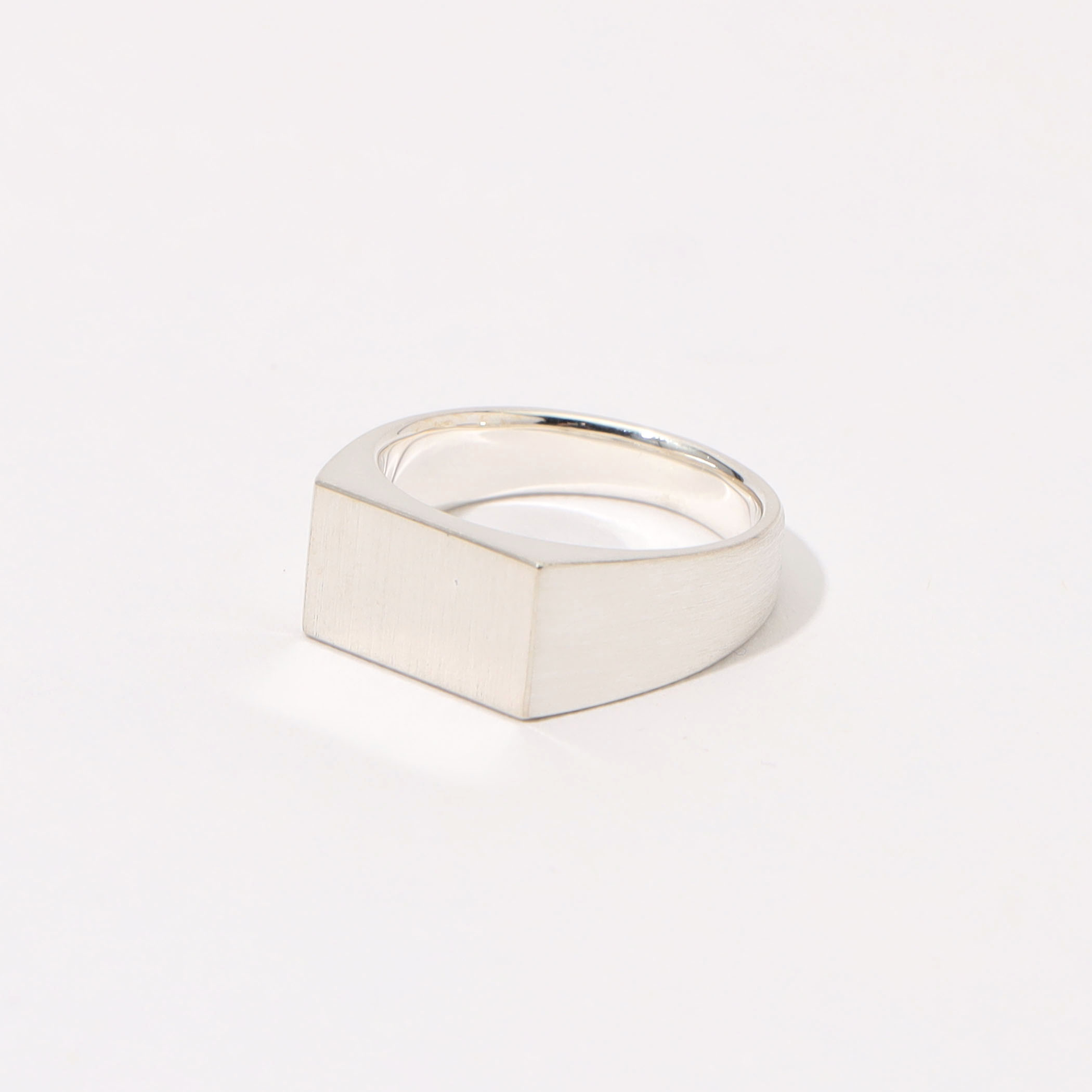 【CRAFTD London】Rectangle シグネット リング 2色 CRAFTD London】Rectangle シグネット リング 2色