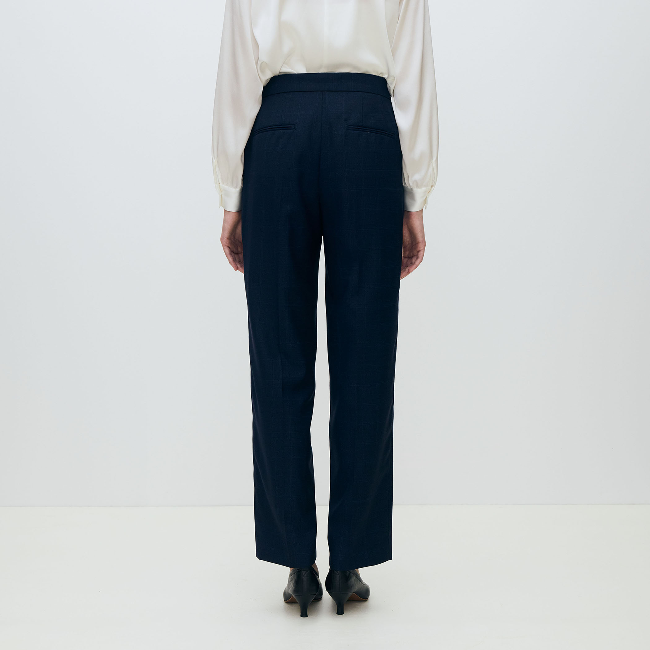 ZELANDER NATURAL STRETCH ストレートパンツ｜トゥモローランド 公式サイト