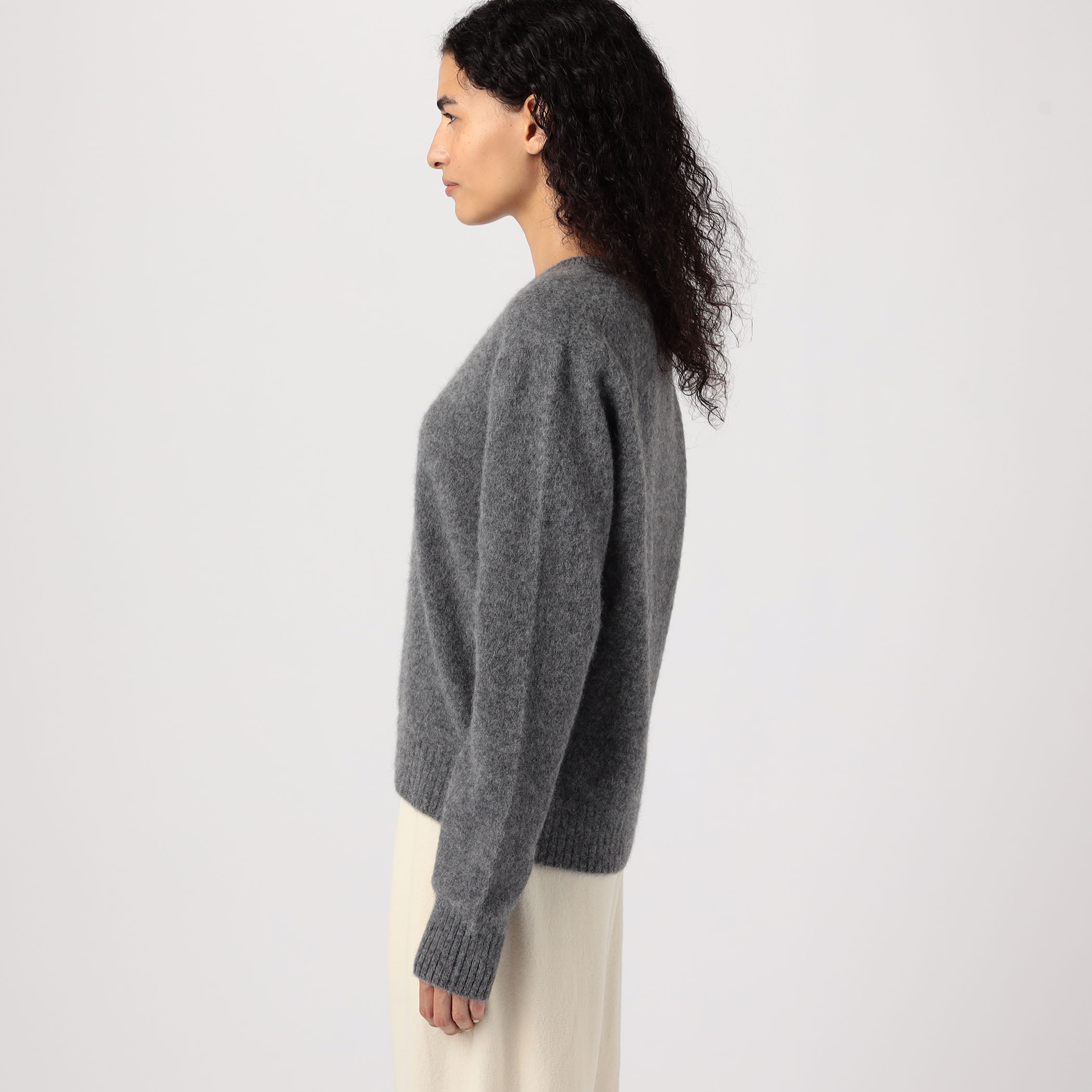 ベビーアルパカボイルド Vネックプルオーバー｜トゥモローランド 公式通販