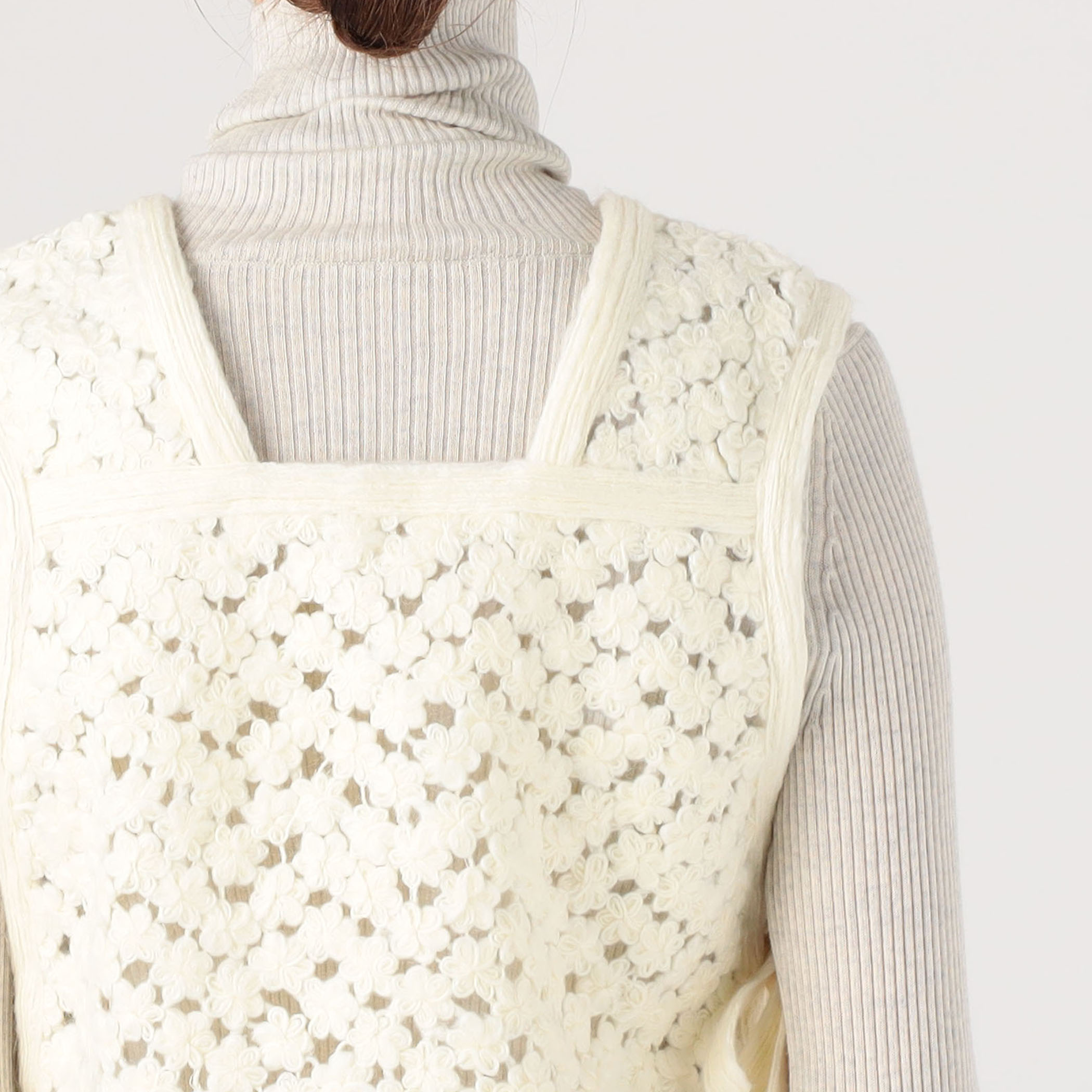 □Hailey ショートジレ｜トゥモローランド 公式通販