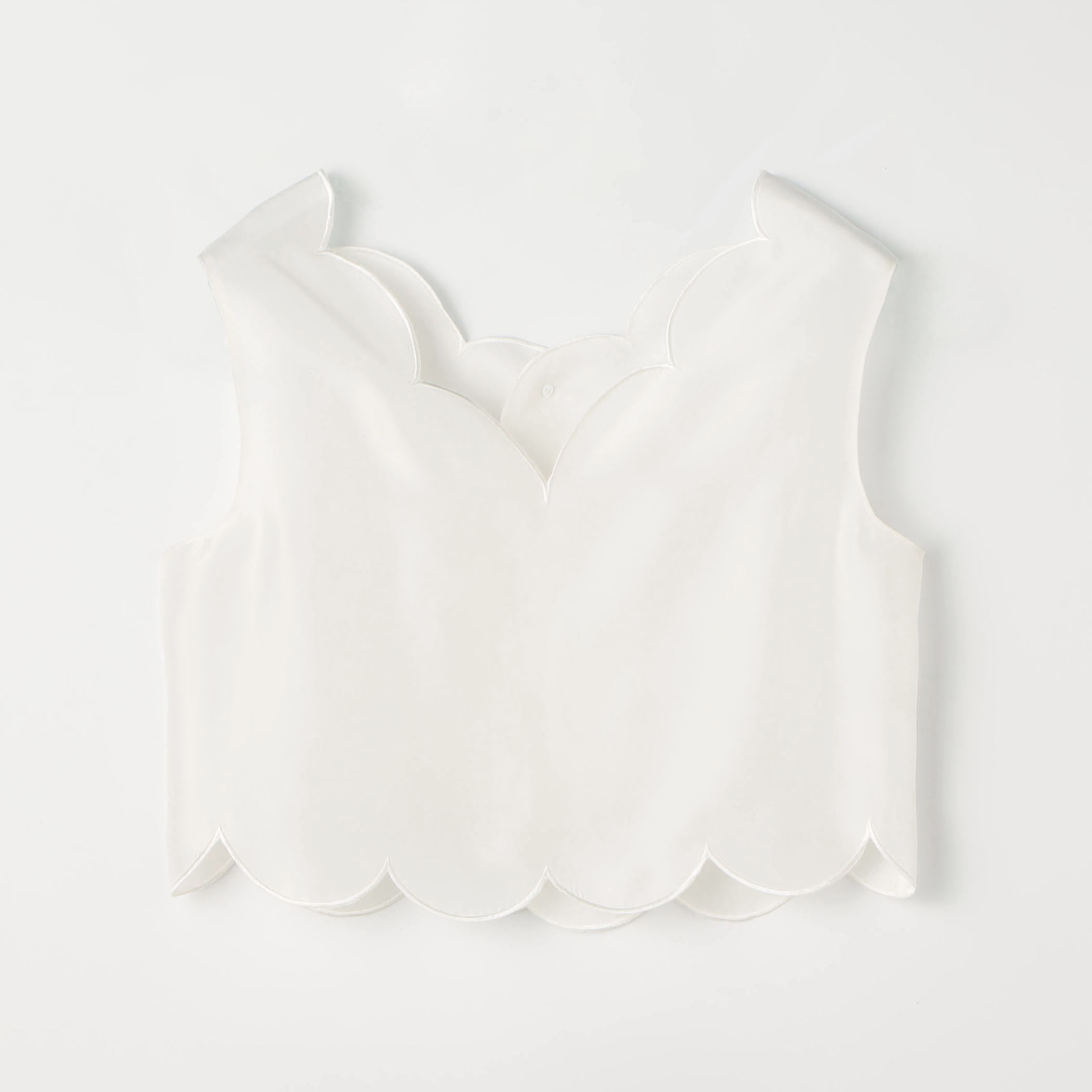 シルクハブタエ スカラップブラウス｜トゥモローランド 公式通販