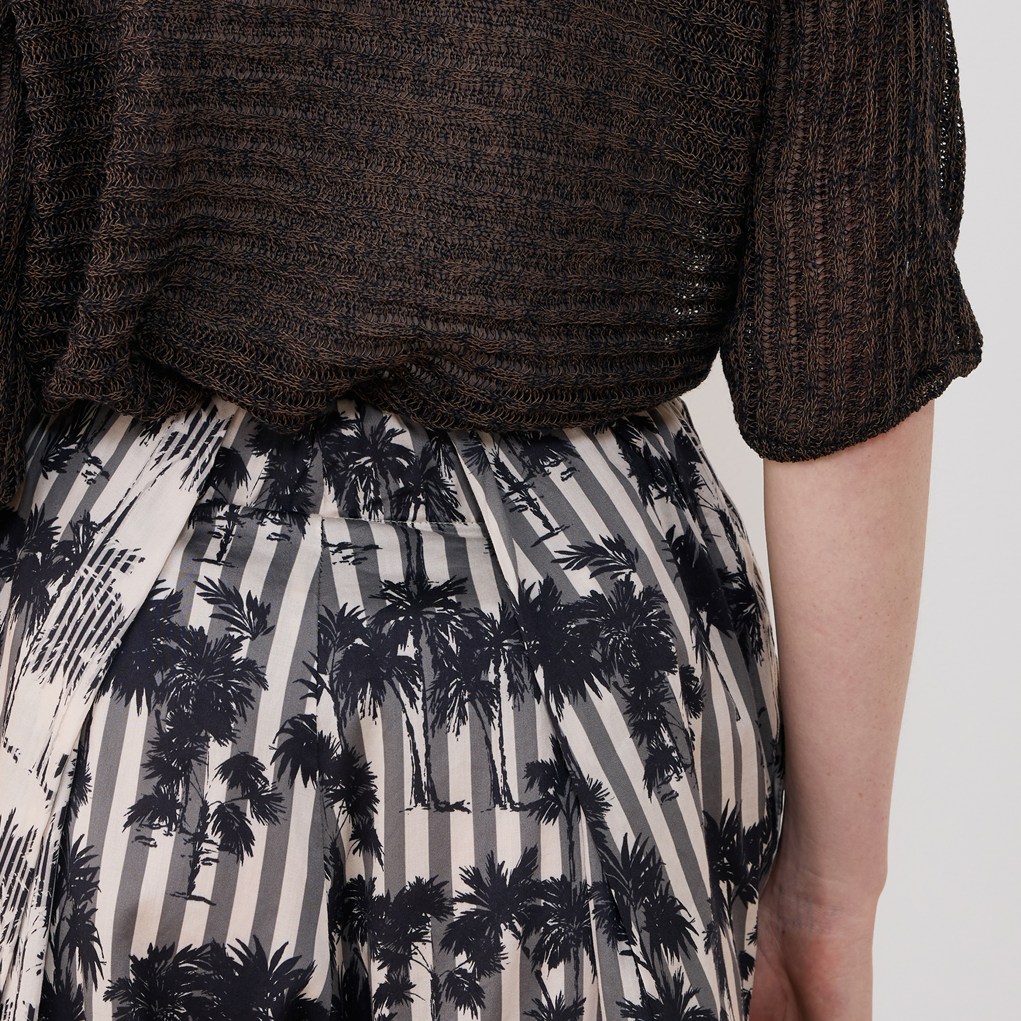 別注ヌキテパBLACK ✖️トゥモローランド　プリントパンツ 別注】ne Quittez pas BLACK