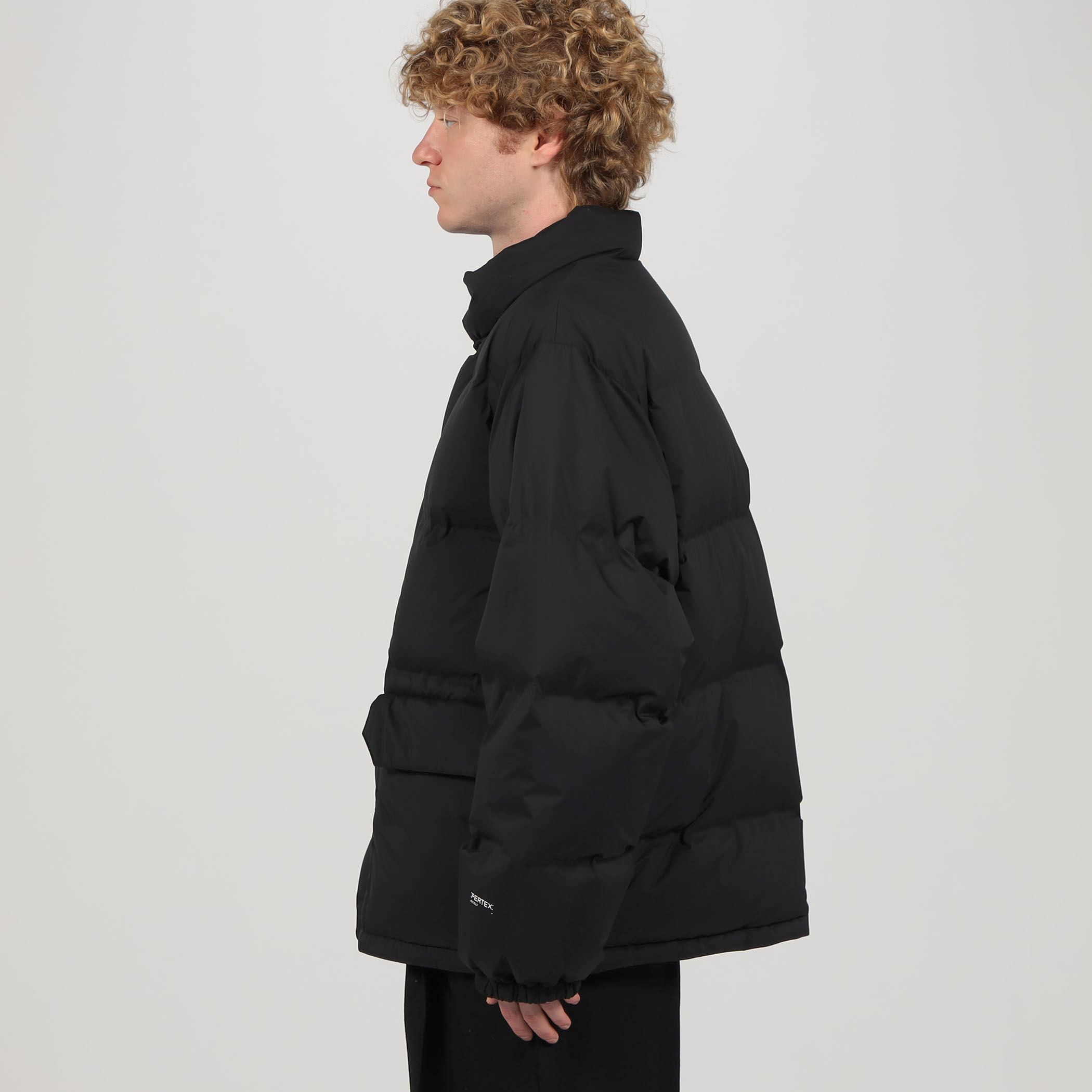 HYKE PERTEX DOWN JACKET｜トゥモローランド 公式サイト