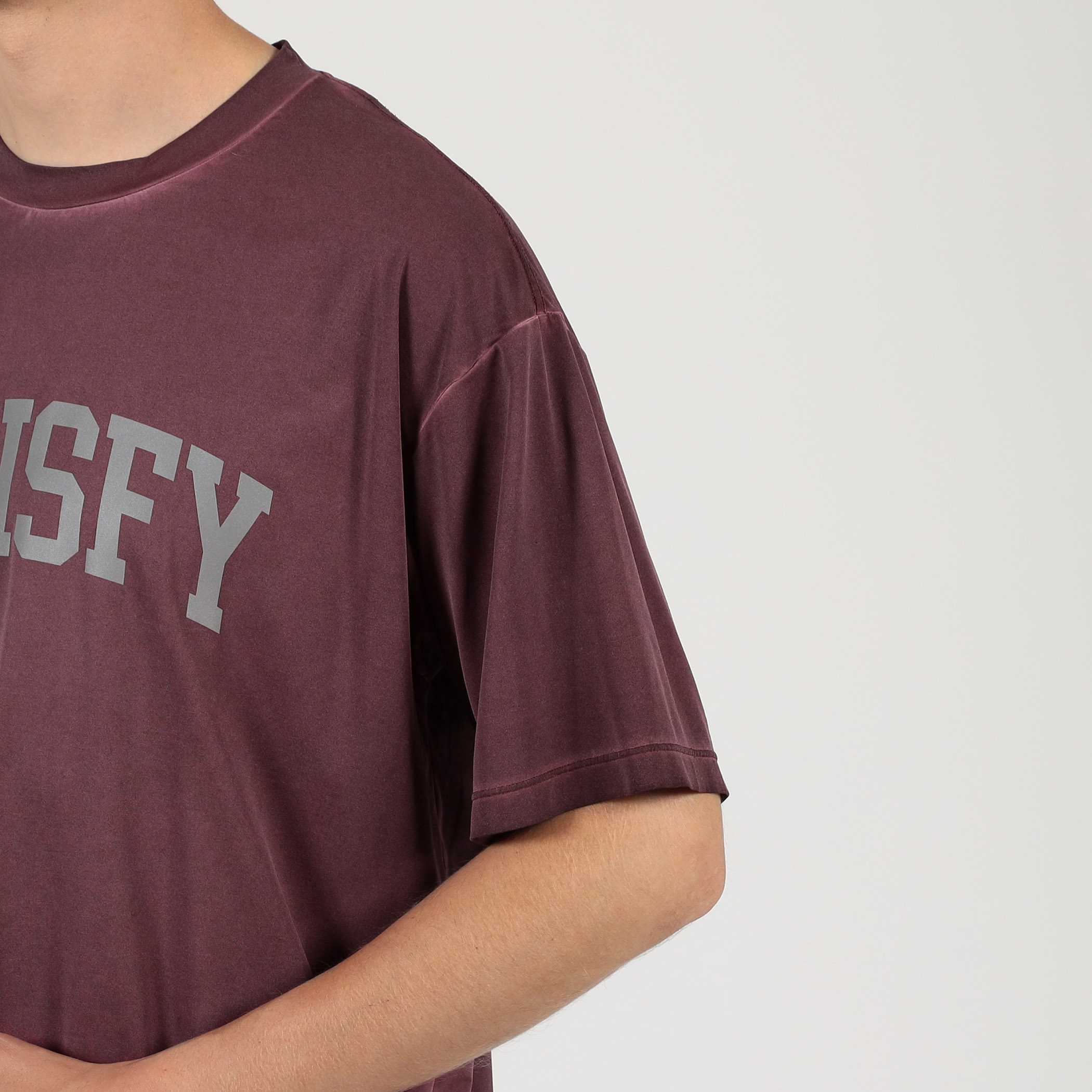 SATISFY AuraLite T-Shirt｜トゥモローランド 公式通販
