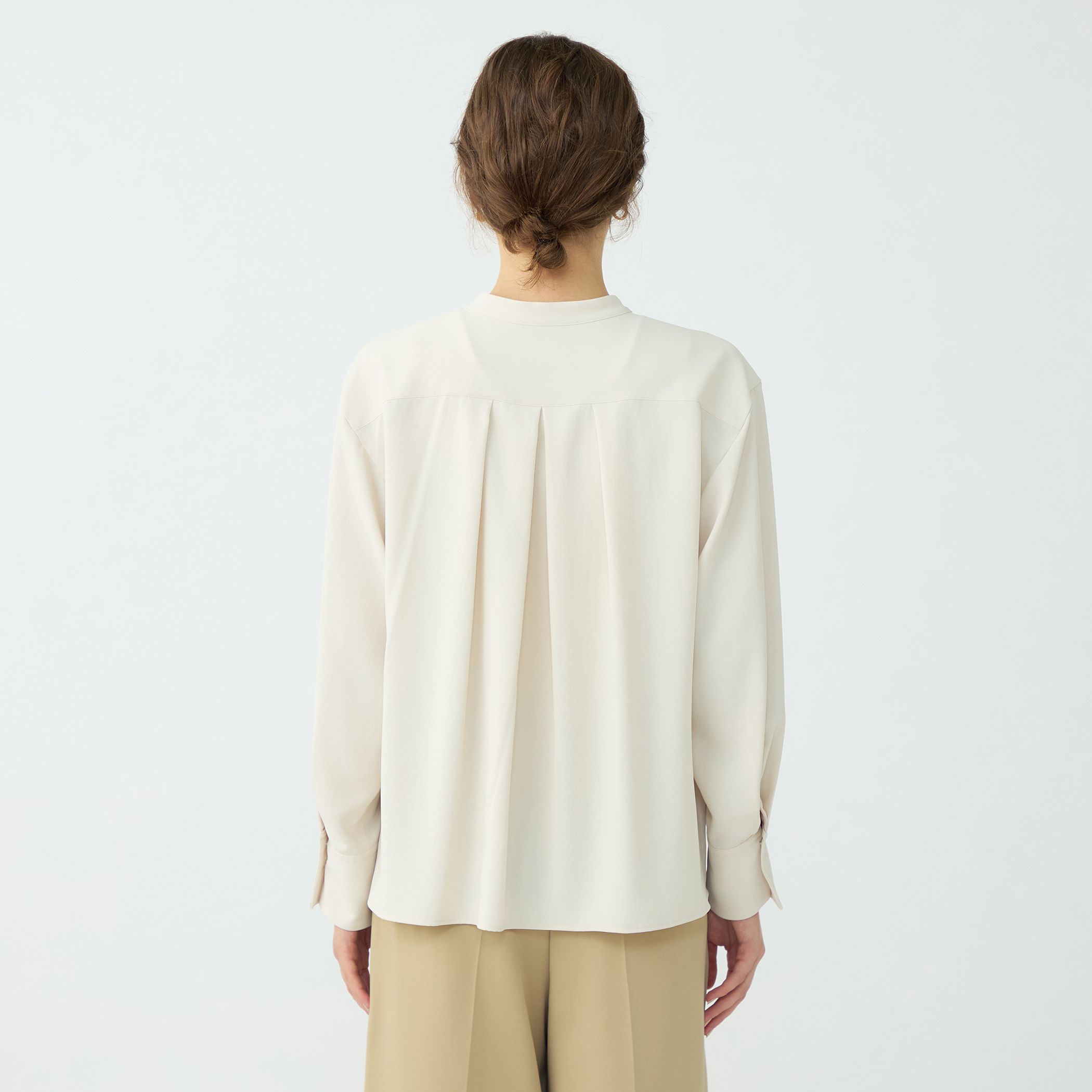 サンディジョーゼット ボックスシルエットブラウス｜トゥモローランド