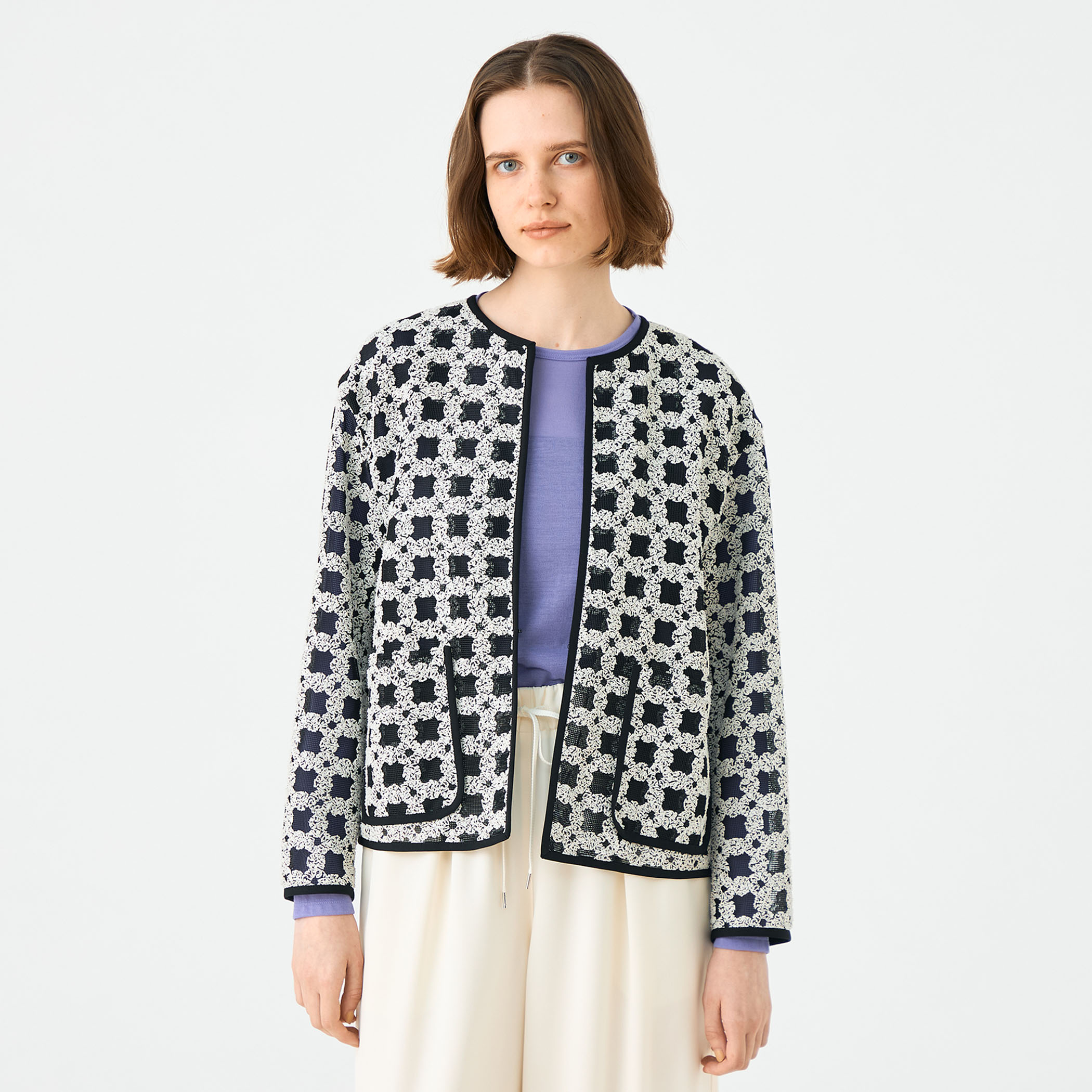 フラッフィーヤーンエンブロイダリー クルーネックジャケット