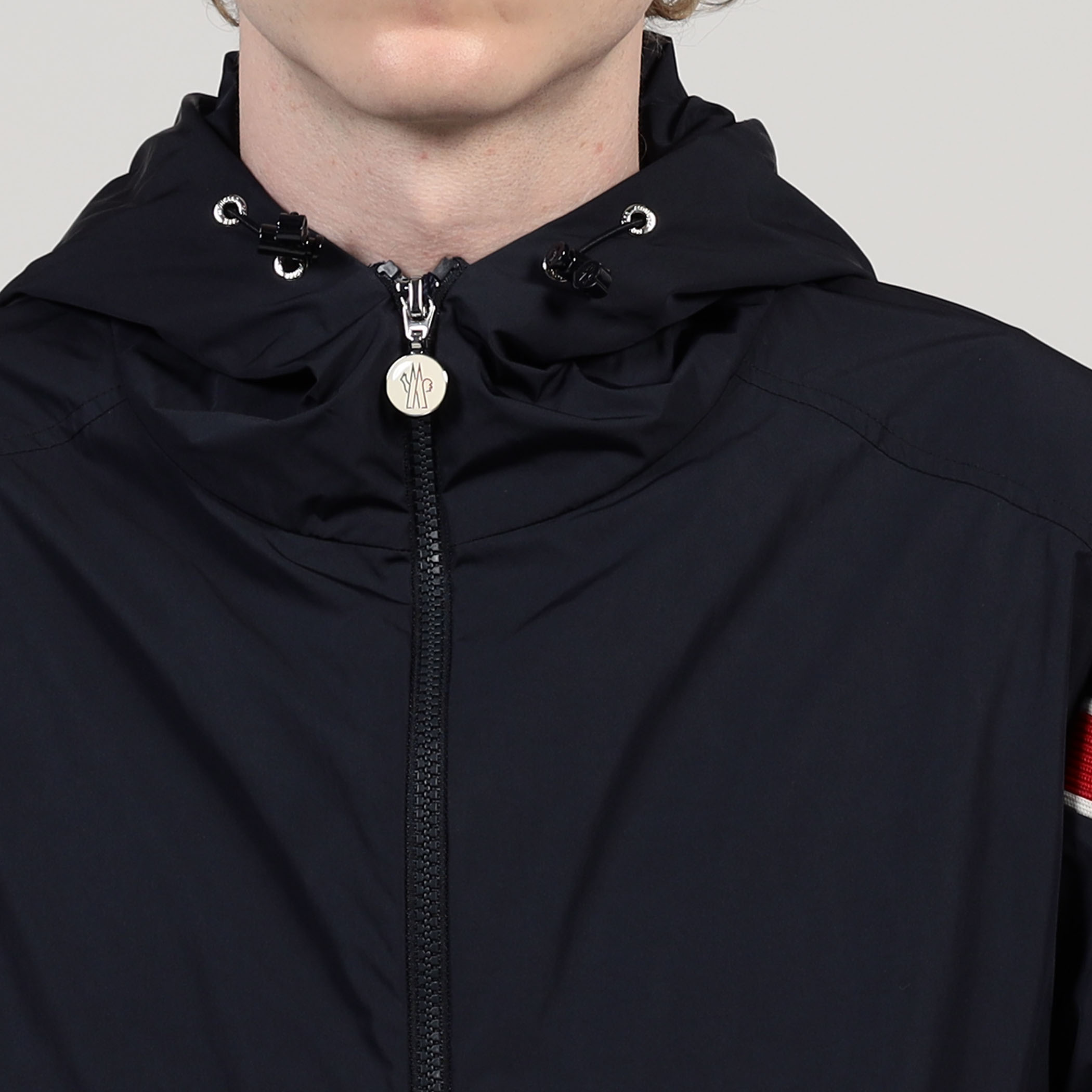 MONCLER CLAUT JACKET フーデッドブルゾン|トゥモローランド MONCLER CLAUT JACKET フーデッドブルゾン|トゥモローランド