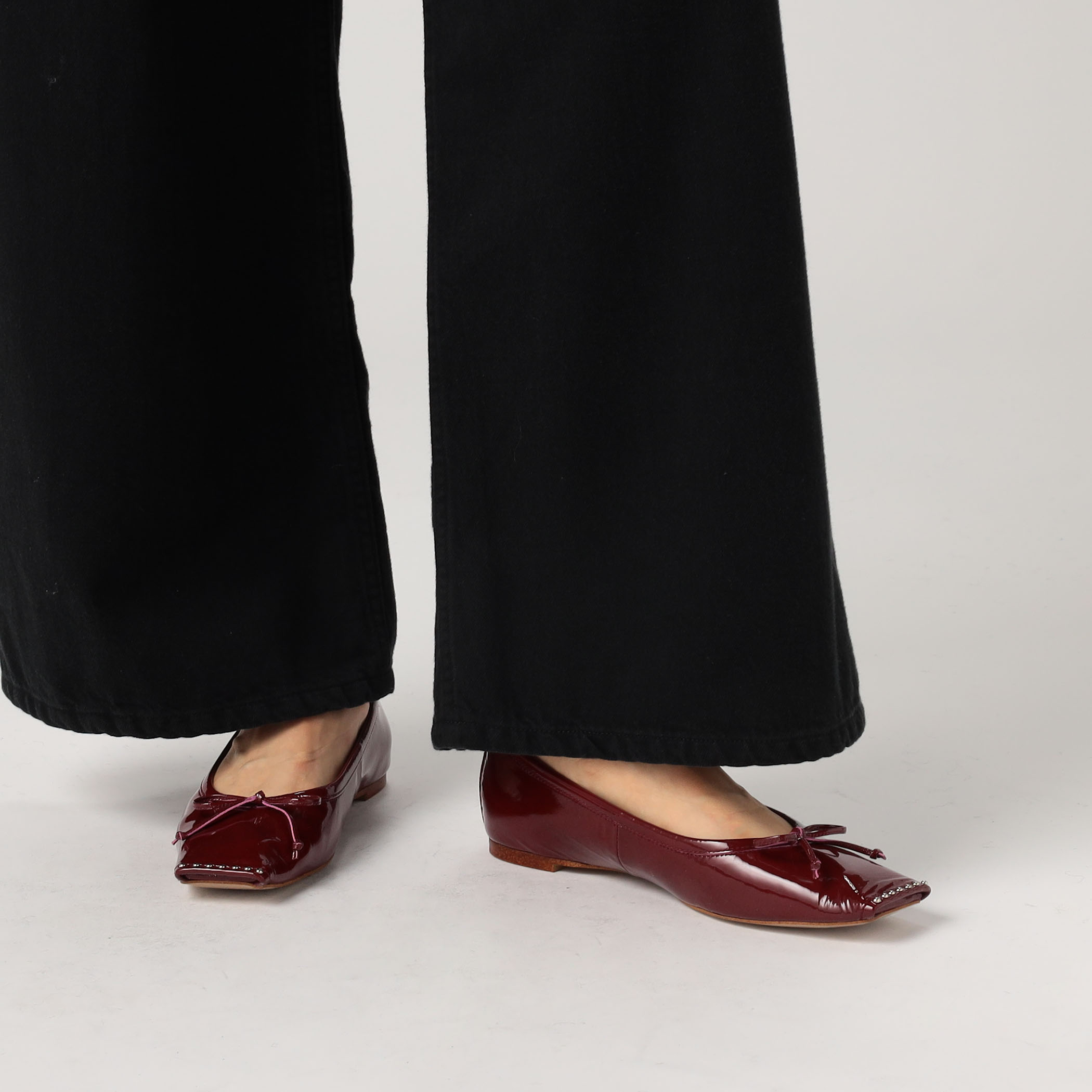 CHEMBUR SQ FLAT STUDS BALLET シューズ｜トゥモローランド 公式通販