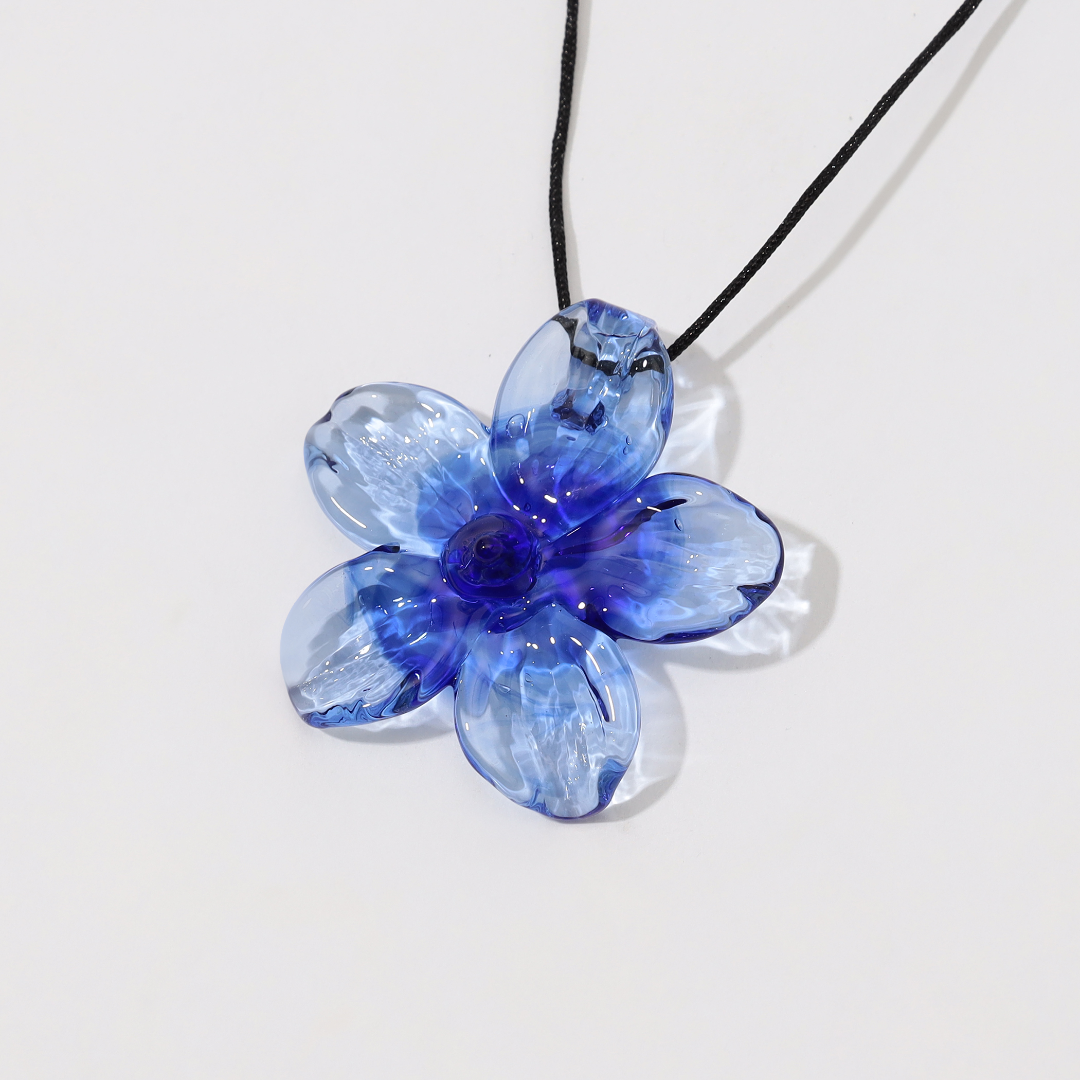 LEVENS JEWELS HIBISCUS ネックレス｜トゥモローランド 公式通販