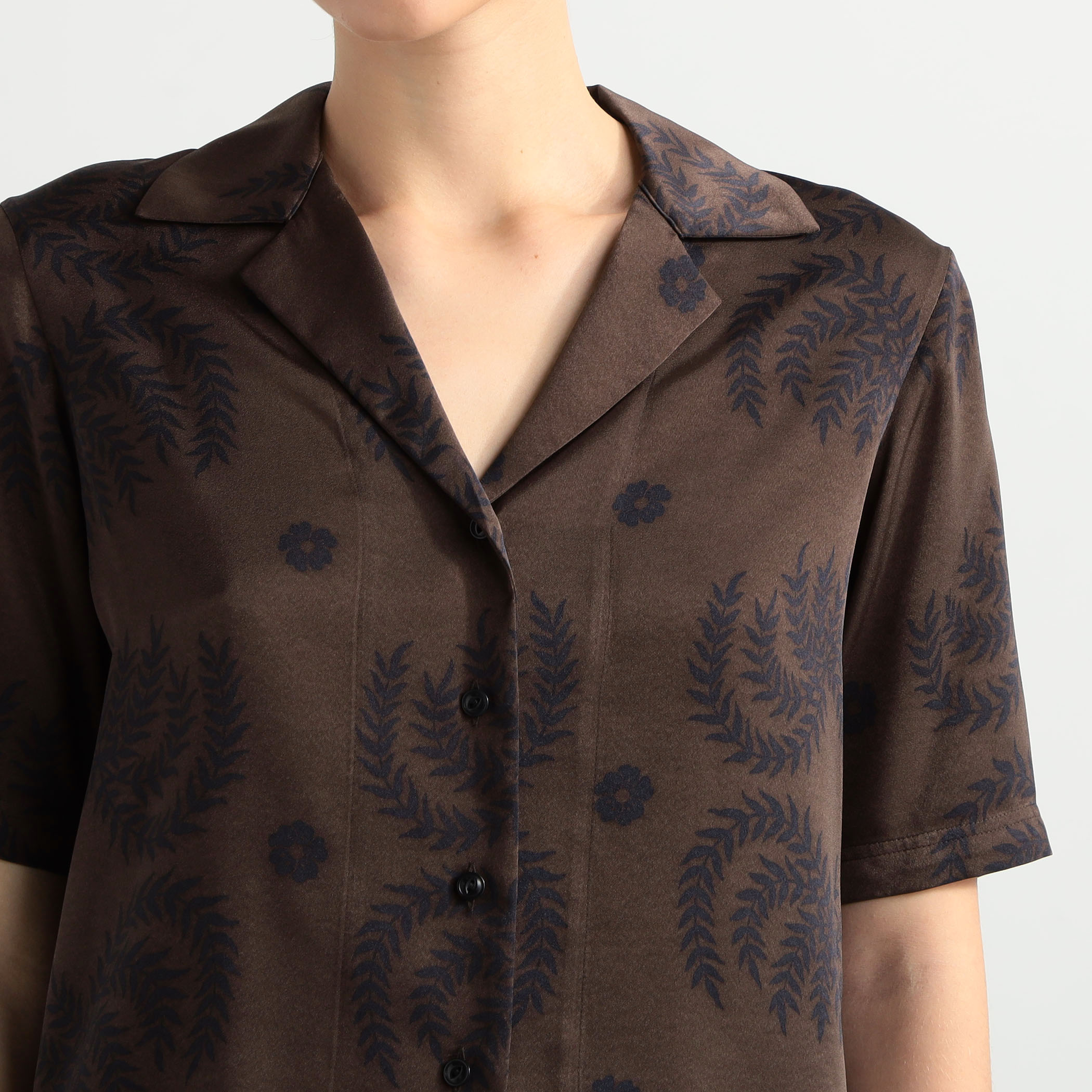 シャドーリーヴス オープンカラーシャツ｜トゥモローランド 公式通販