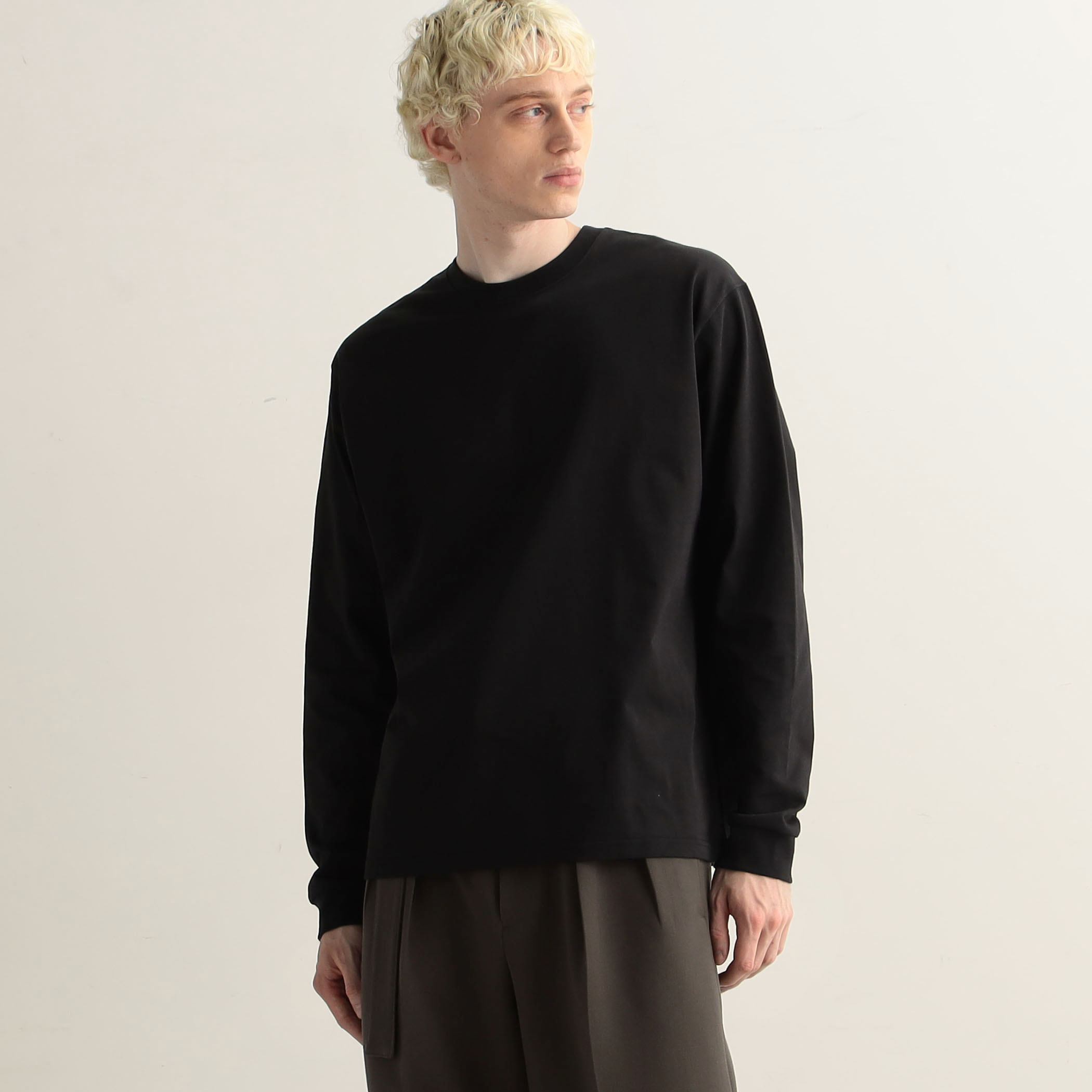 【完売品✨️】Drawer コットンクルーネックロングスリーブTシャツ ピンク 完売品✨️】Drawer コットンクルーネックロングスリーブTシャツ