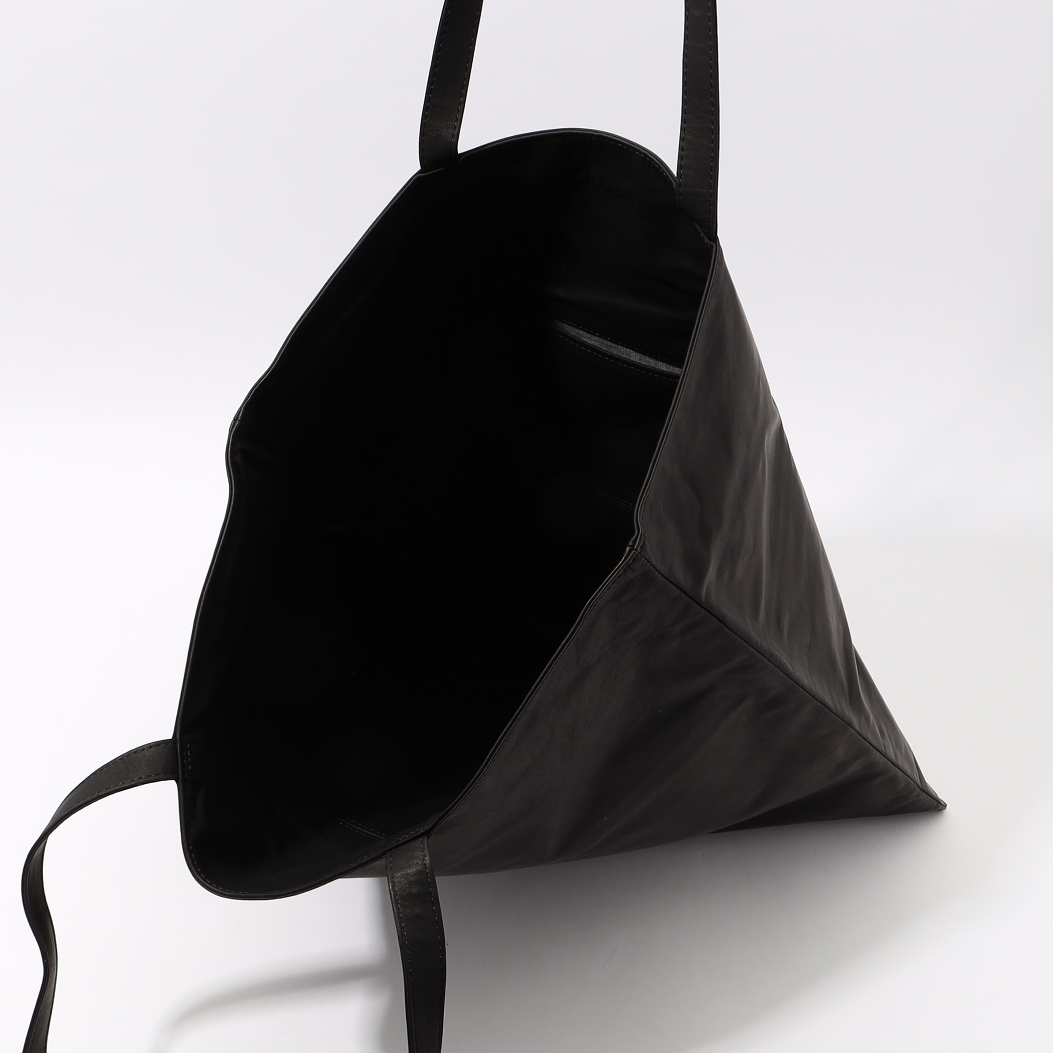 AMIACALVA SANDWICH LEATHER トートバッグ L｜トゥモローランド