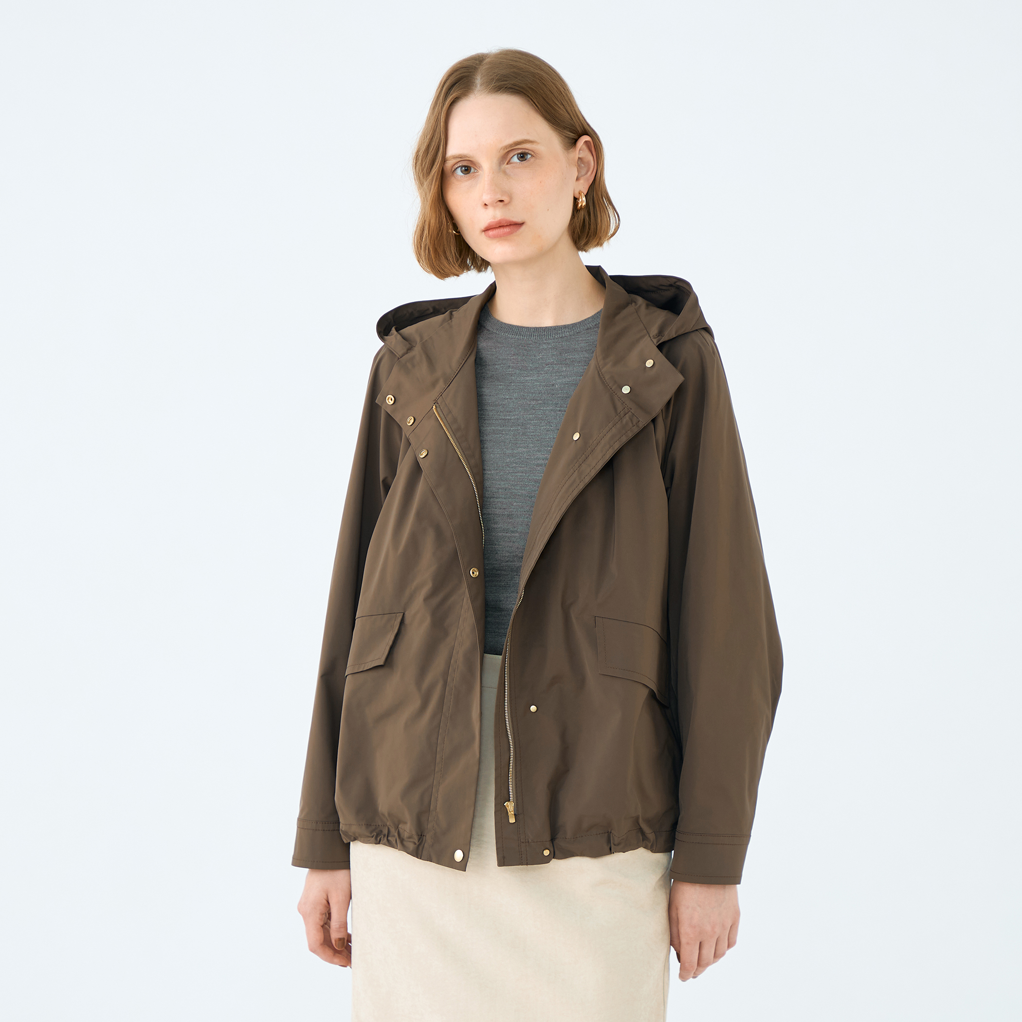 トゥモローランドBallseyライトタフタフーデッドショートコート（ベージュ） ライトタフタ フーデットショートコート｜トゥモローランド 公式通販