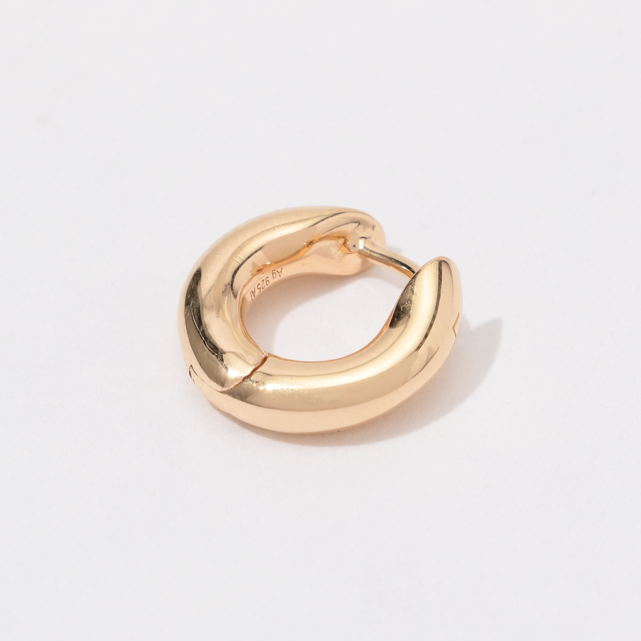 Annika Inez Wide Oblique Hoops S｜トゥモローランド 公式通販