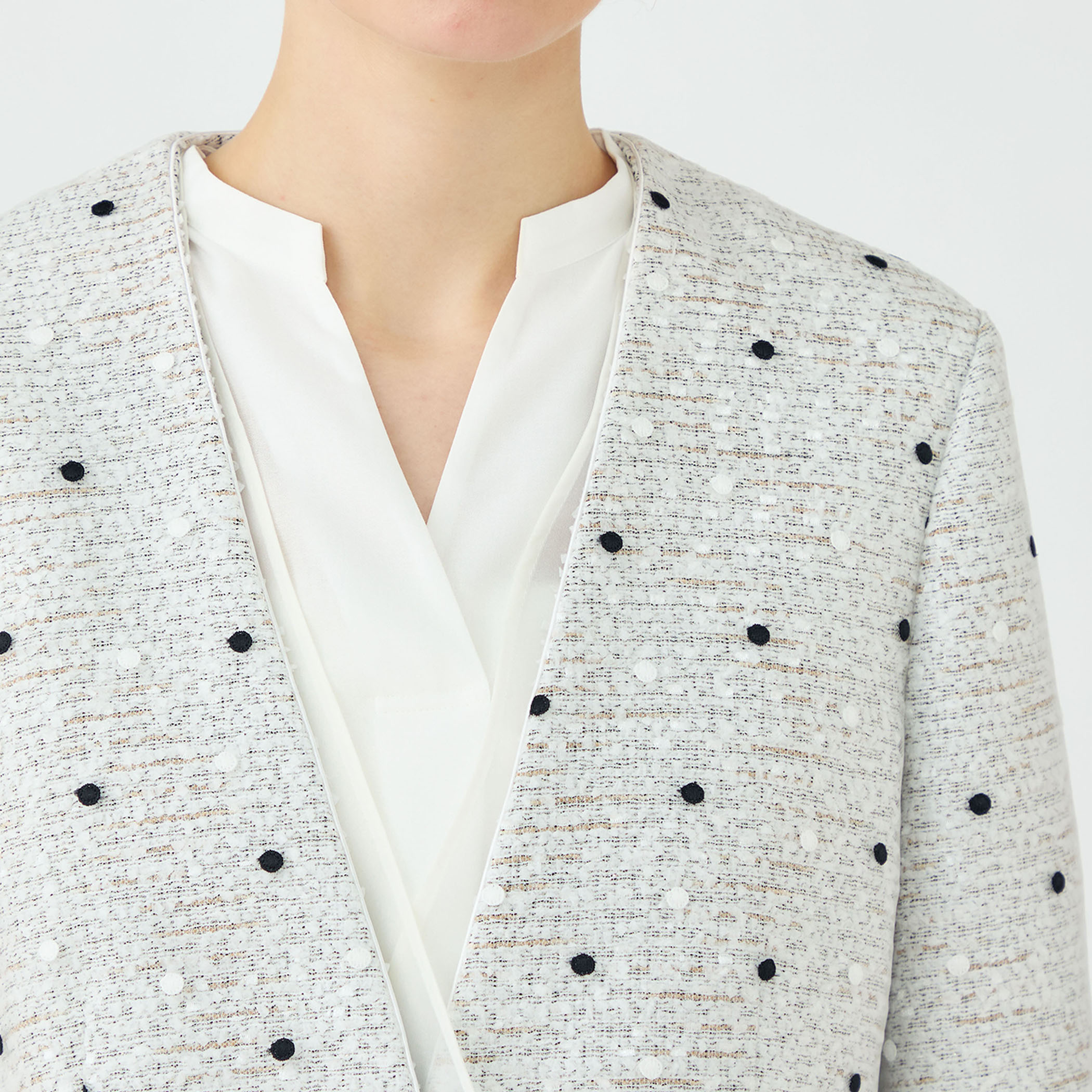 ラッピングツイード Vカラージャケット｜トゥモローランド 公式通販