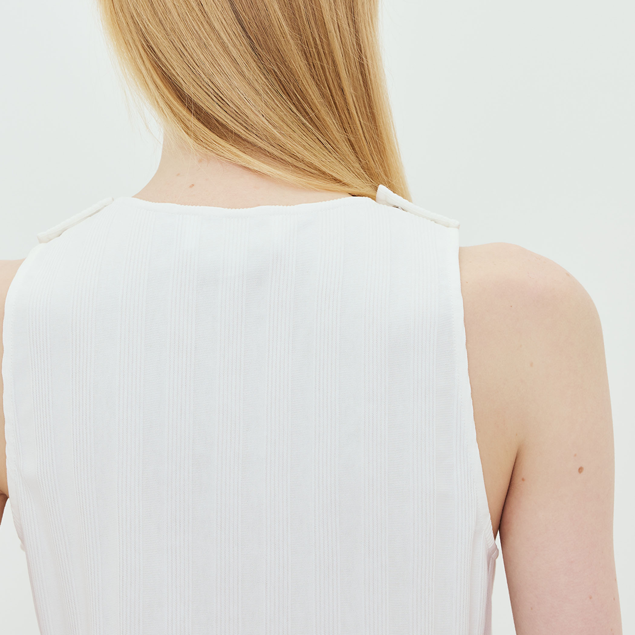 別注】SHUSHU/TONG Logo Sleeveless Top スリーブレストップ