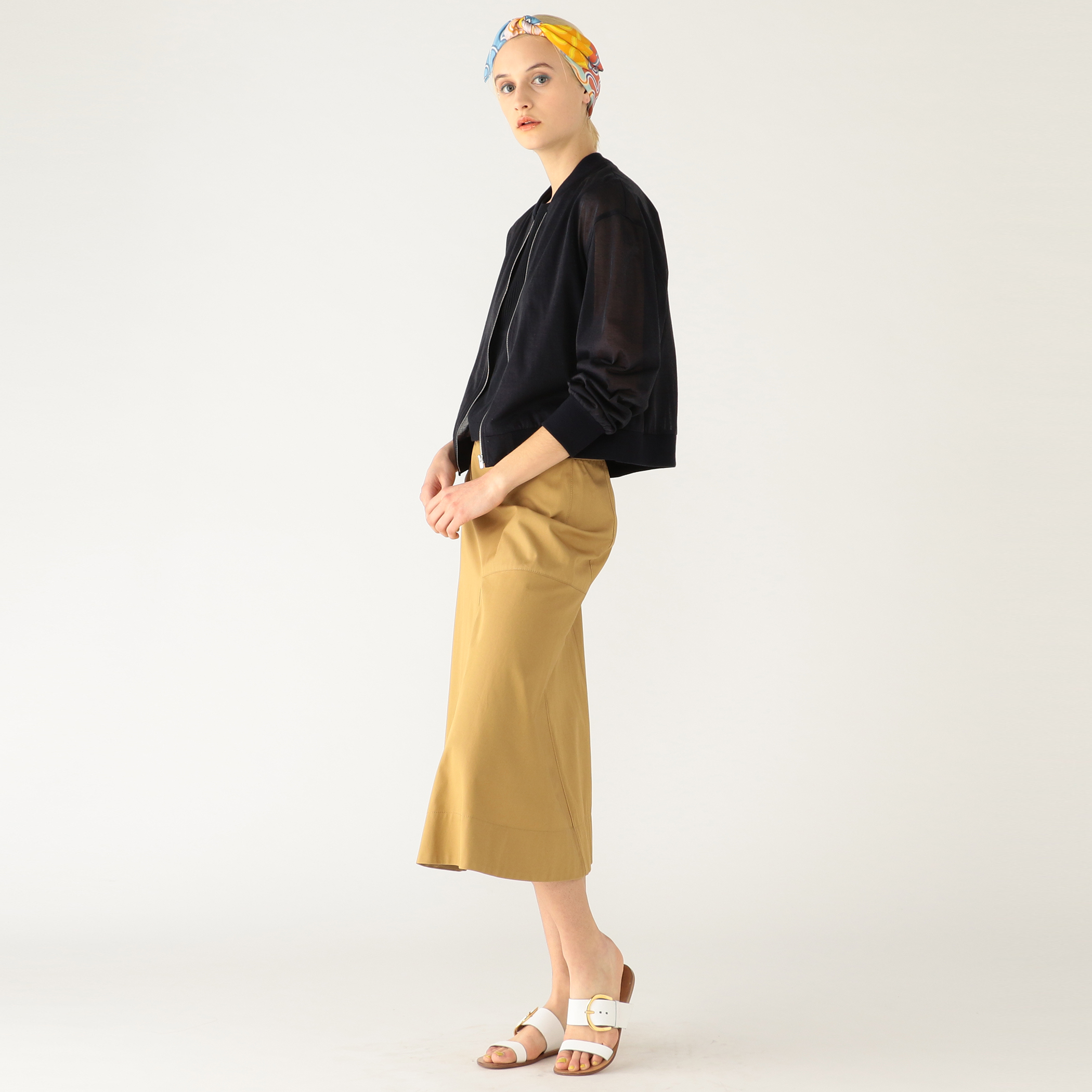 マルチコーデに【HERMES】コットンギャバジンストレートスカート 25SS】ゴーシュ ライトコットンサテンストレートスカート